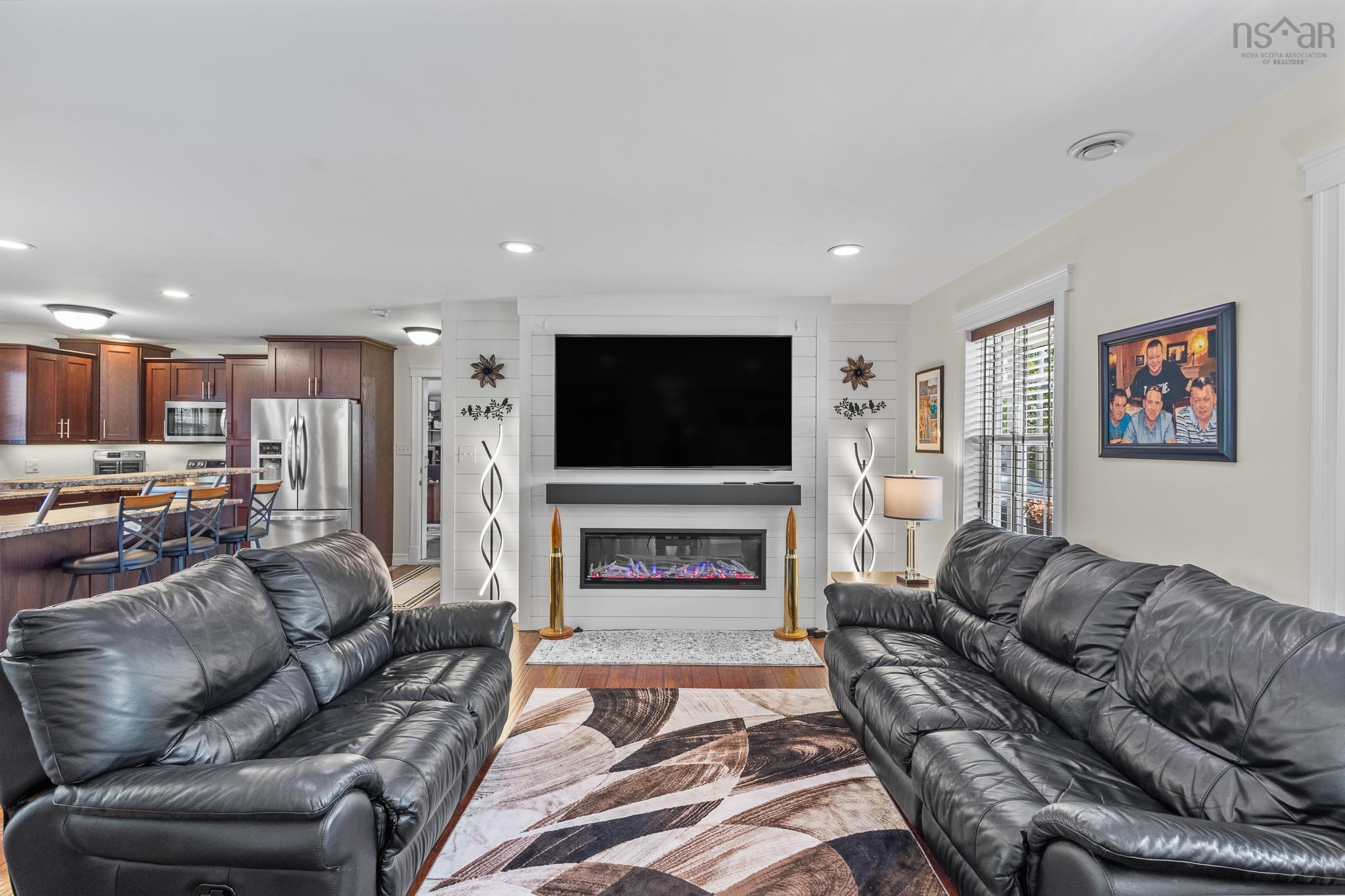 $650,000.00: 107 Orchard Drive, Middle Sackville