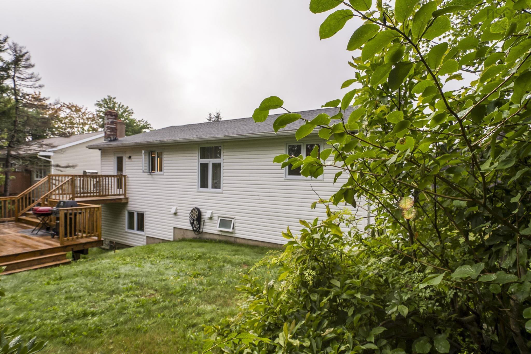 301 Basinview Drive, Bedford, NS (MLS 202622163)