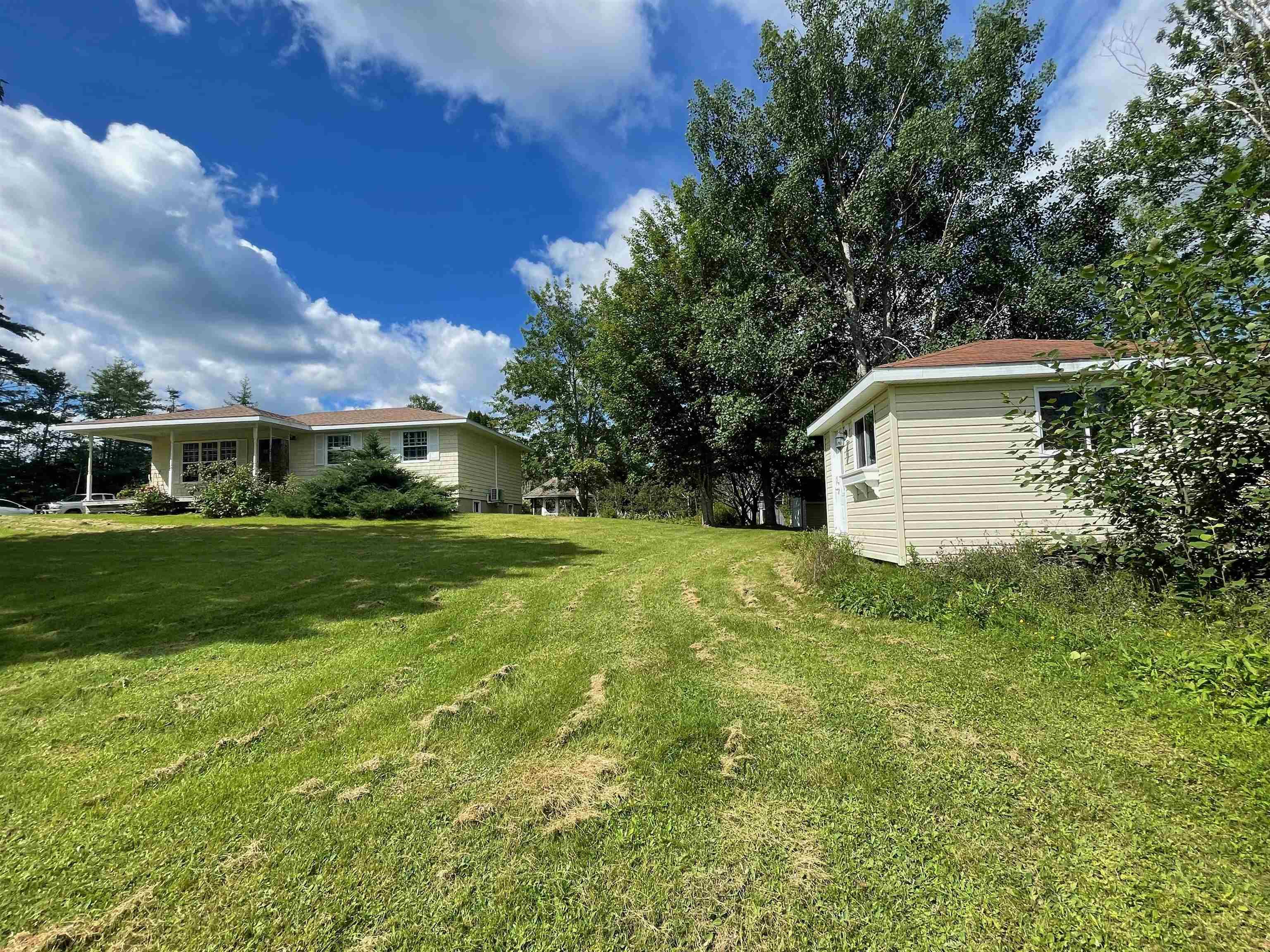$319,900.00: 482 Intervale Road, Rock Elm