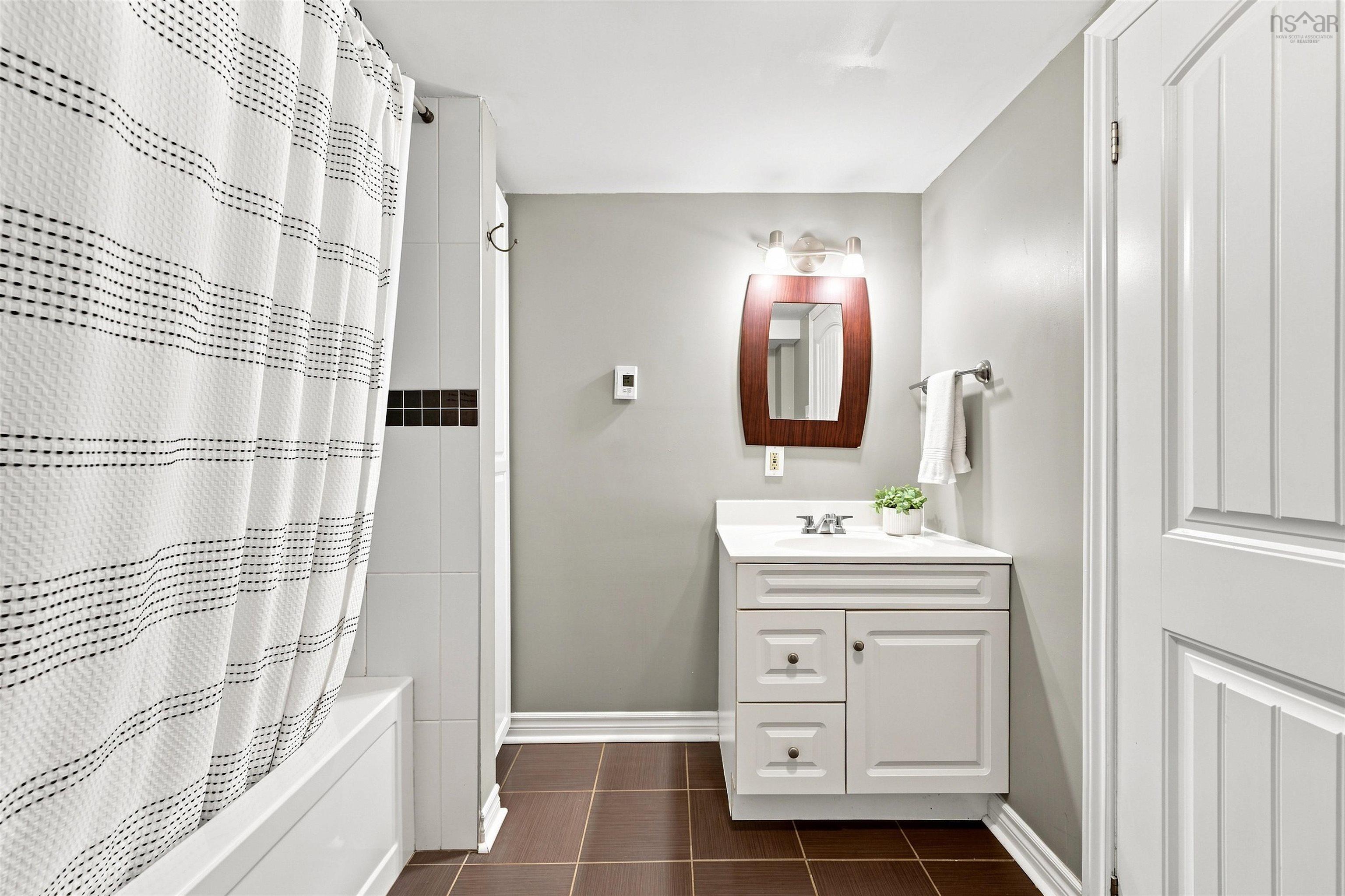 51 Hazelhurst Street, Dartmouth, NS (MLS 202622184)