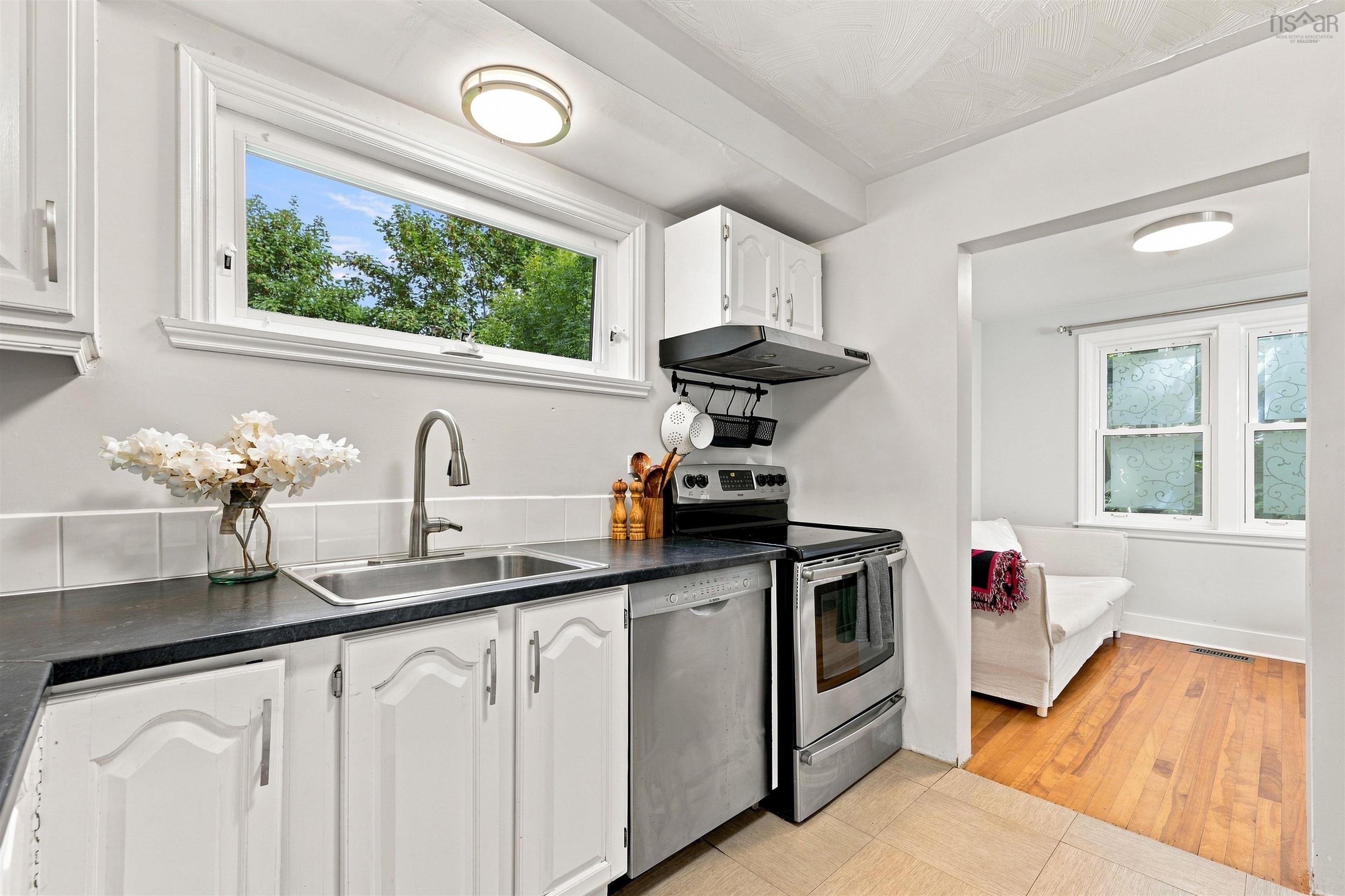 51 Hazelhurst Street, Dartmouth, NS (MLS 202622184)