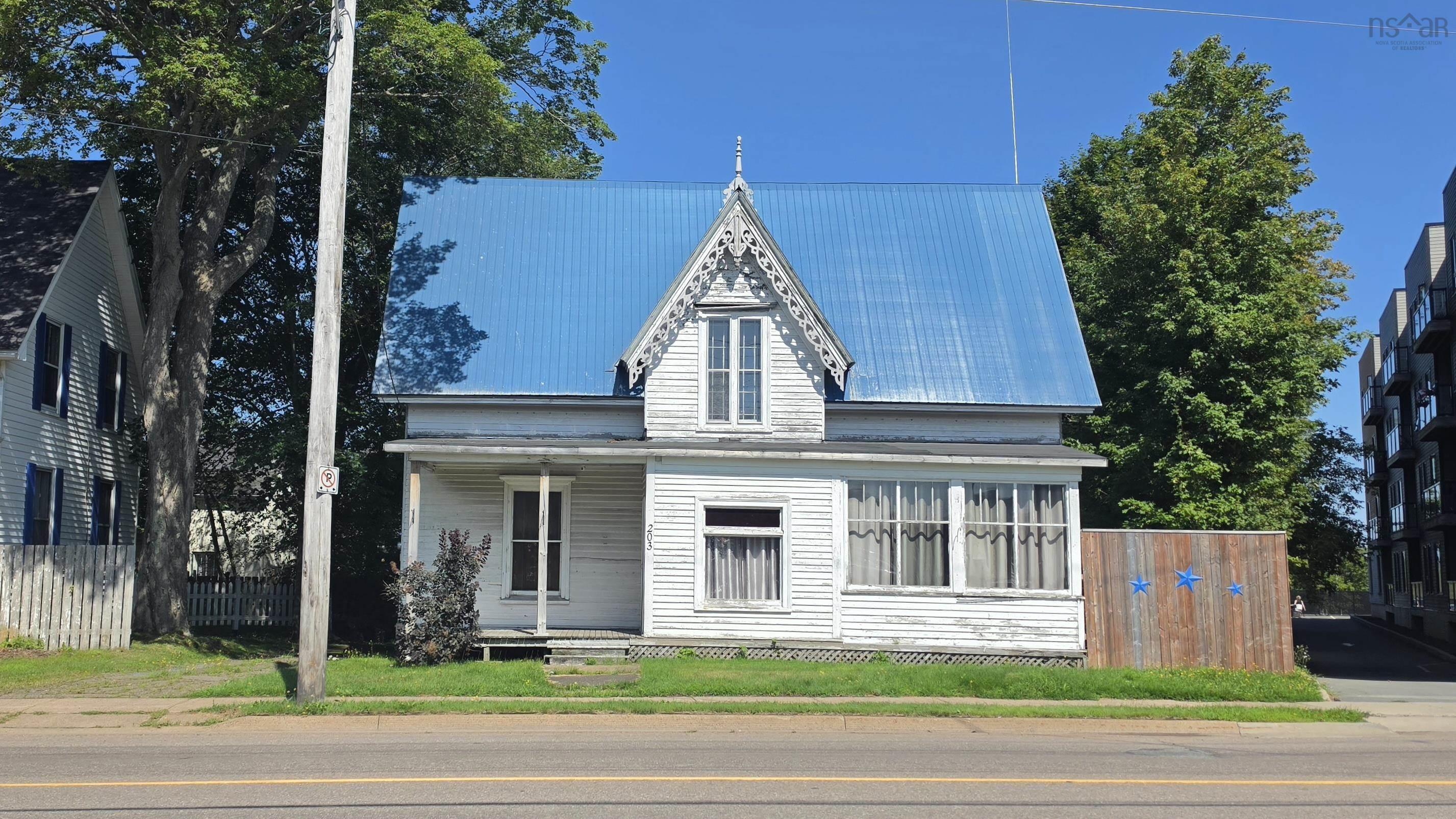 $289,900.00: 203 Queen Street, Truro
