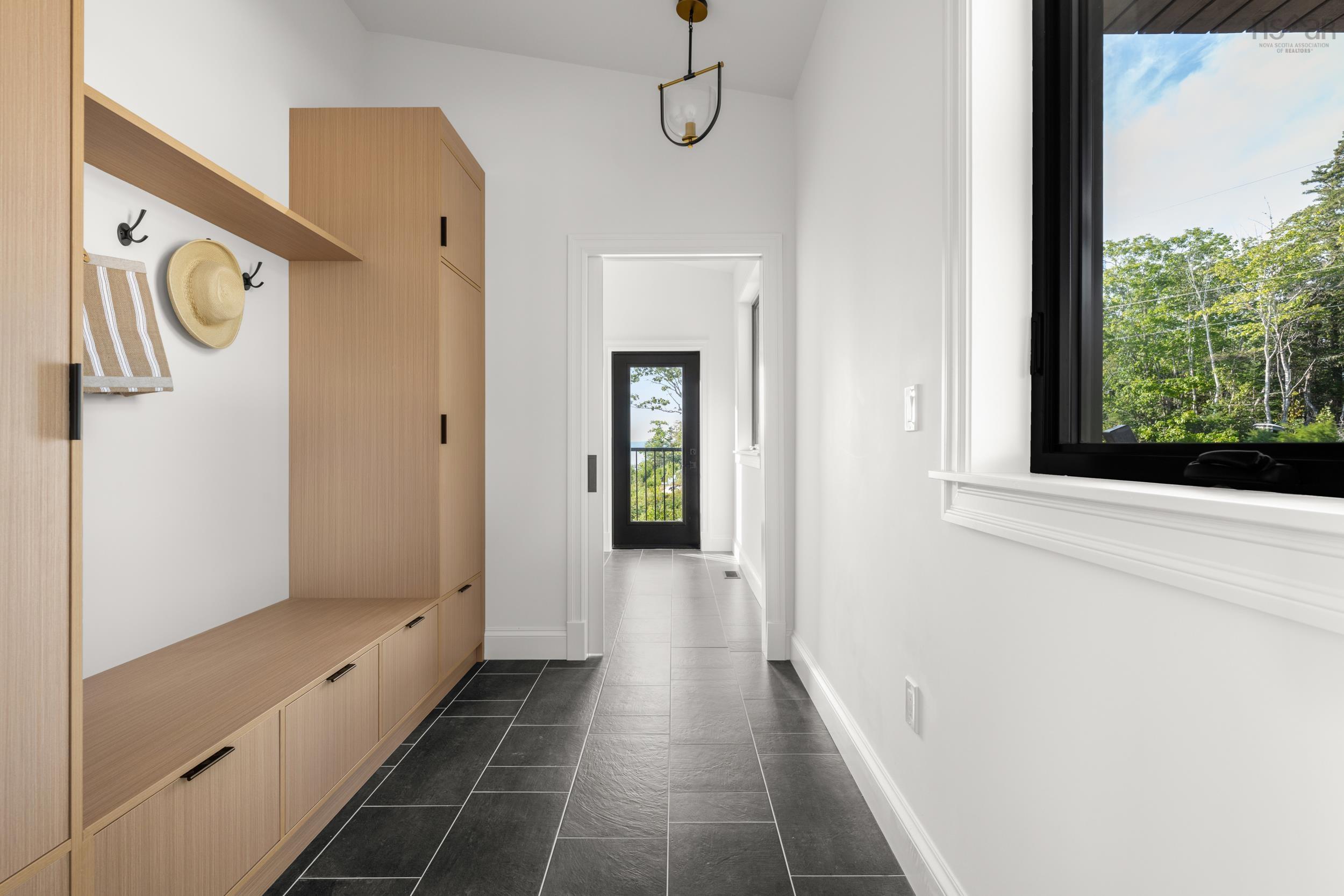 $2,474,000.00: 23 Anchors Way, East River Point