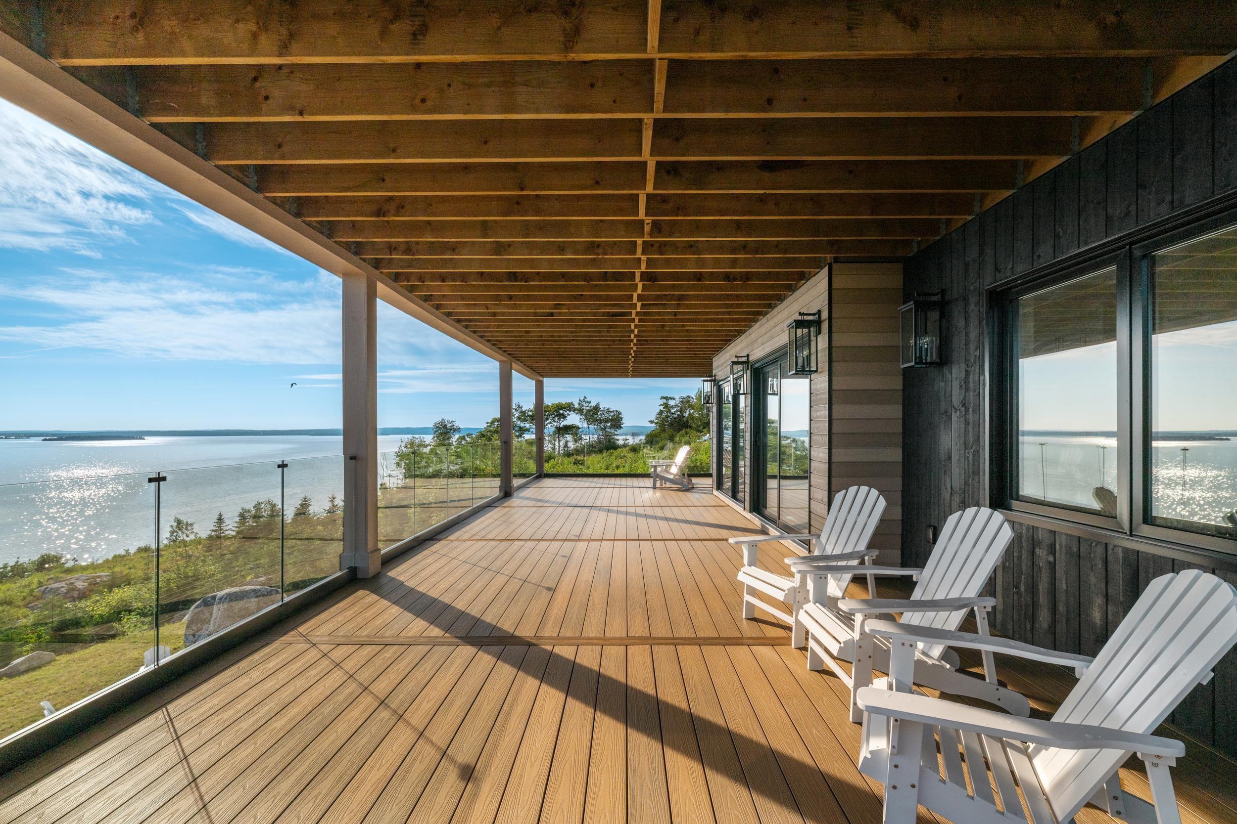 $2,474,000.00: 23 Anchors Way, East River Point