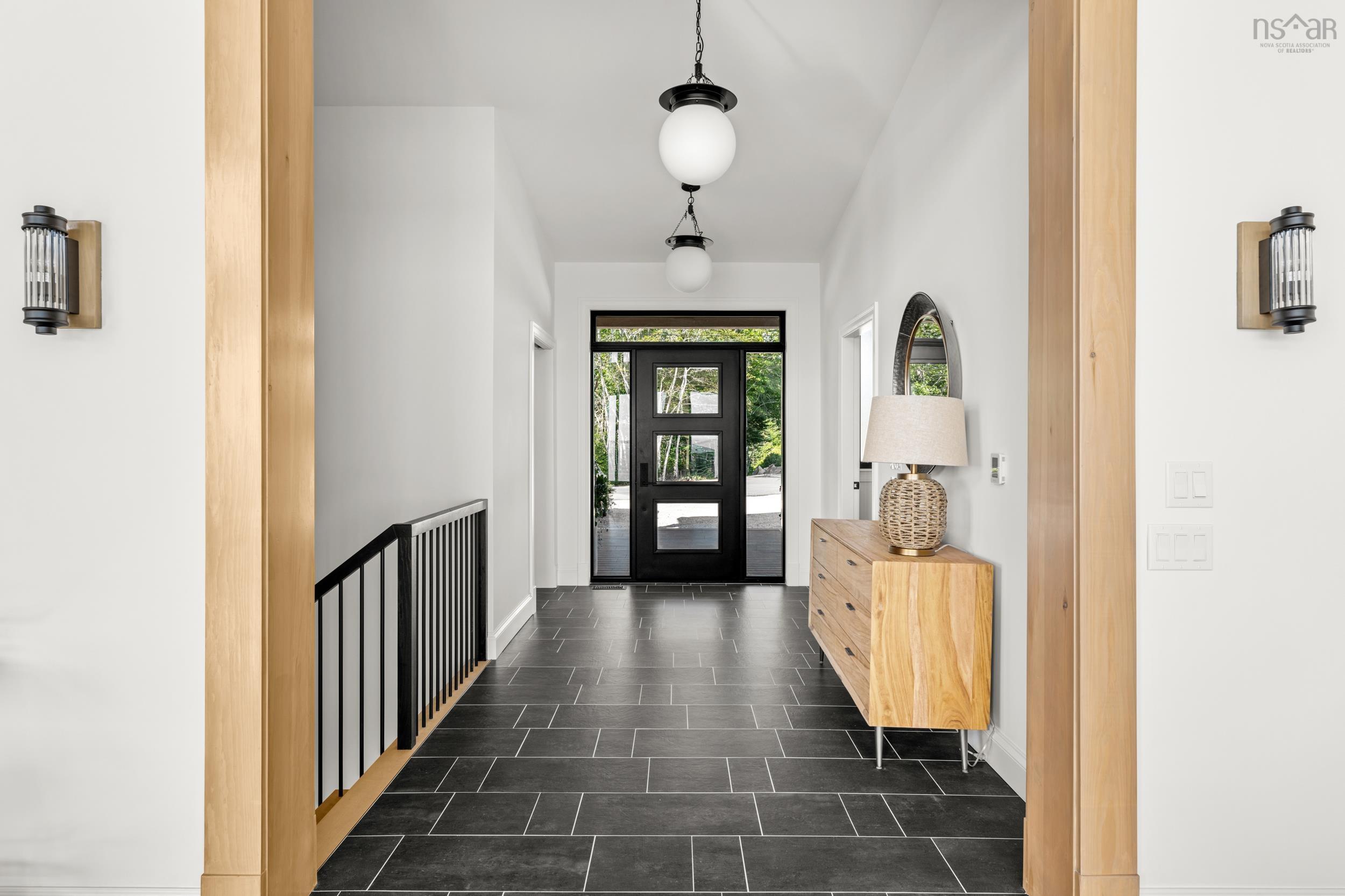 $2,474,000.00: 23 Anchors Way, East River Point