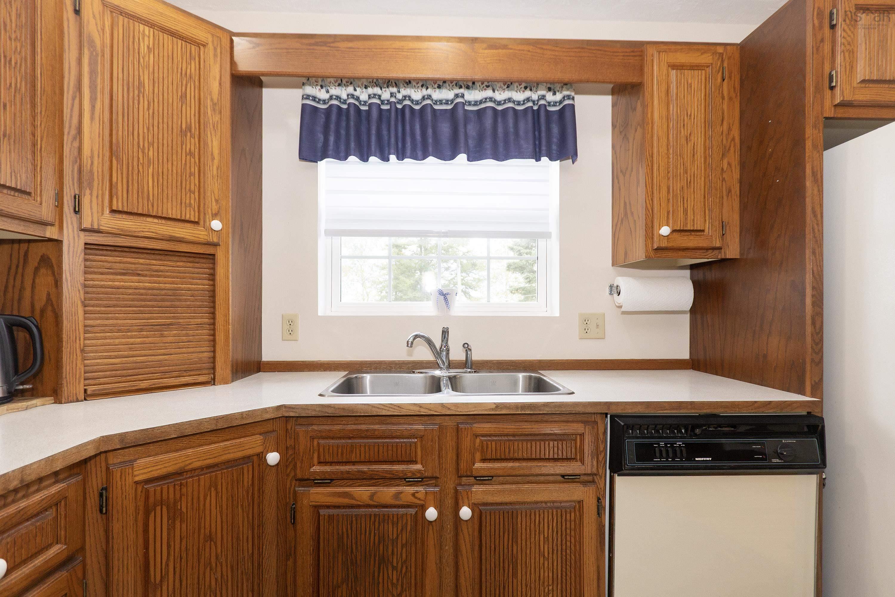 $399,900.00: 125 Fox Ranch Road, East Amherst