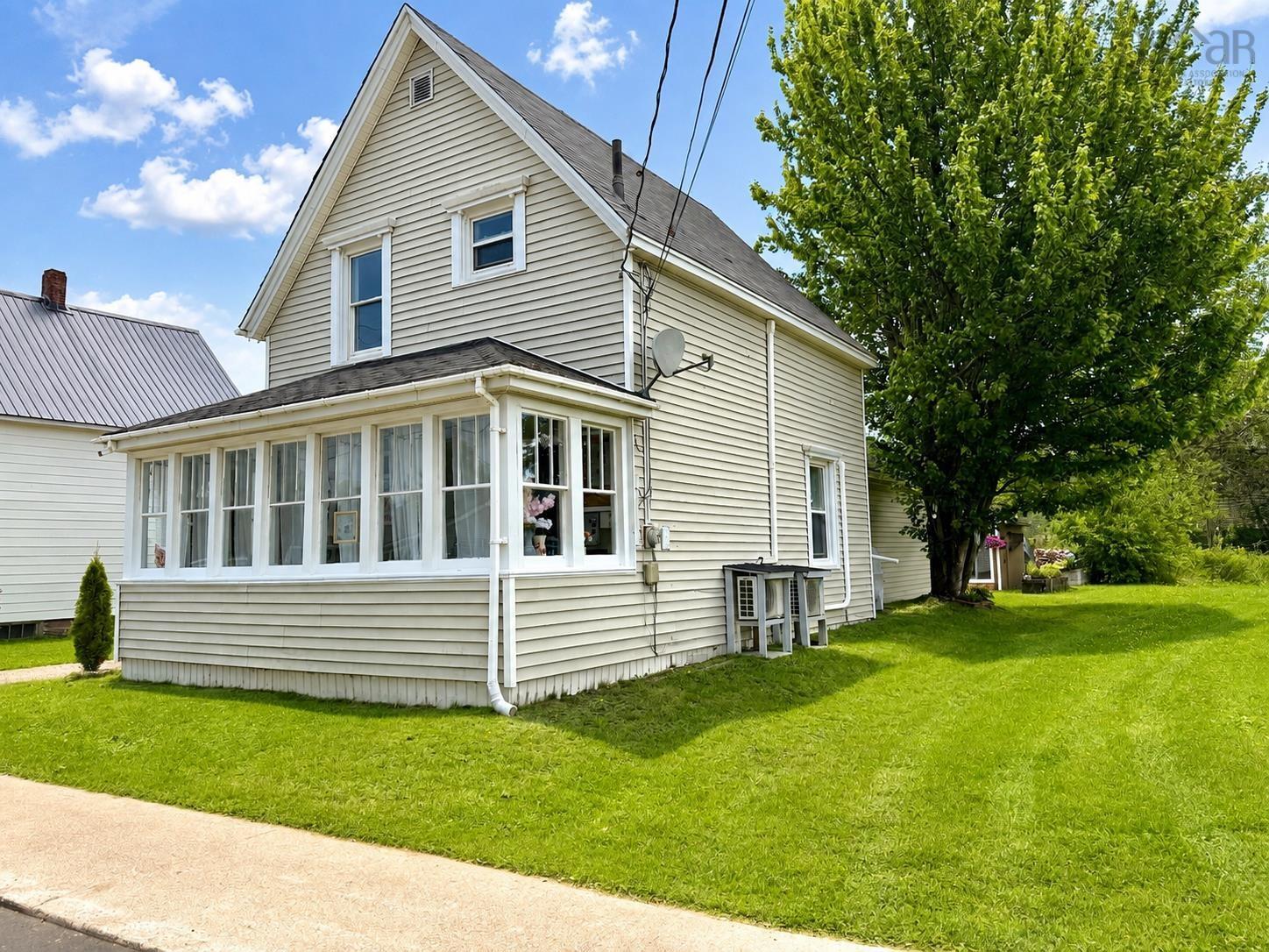 $229,900.00: 22 Chamberlain Street, Amherst