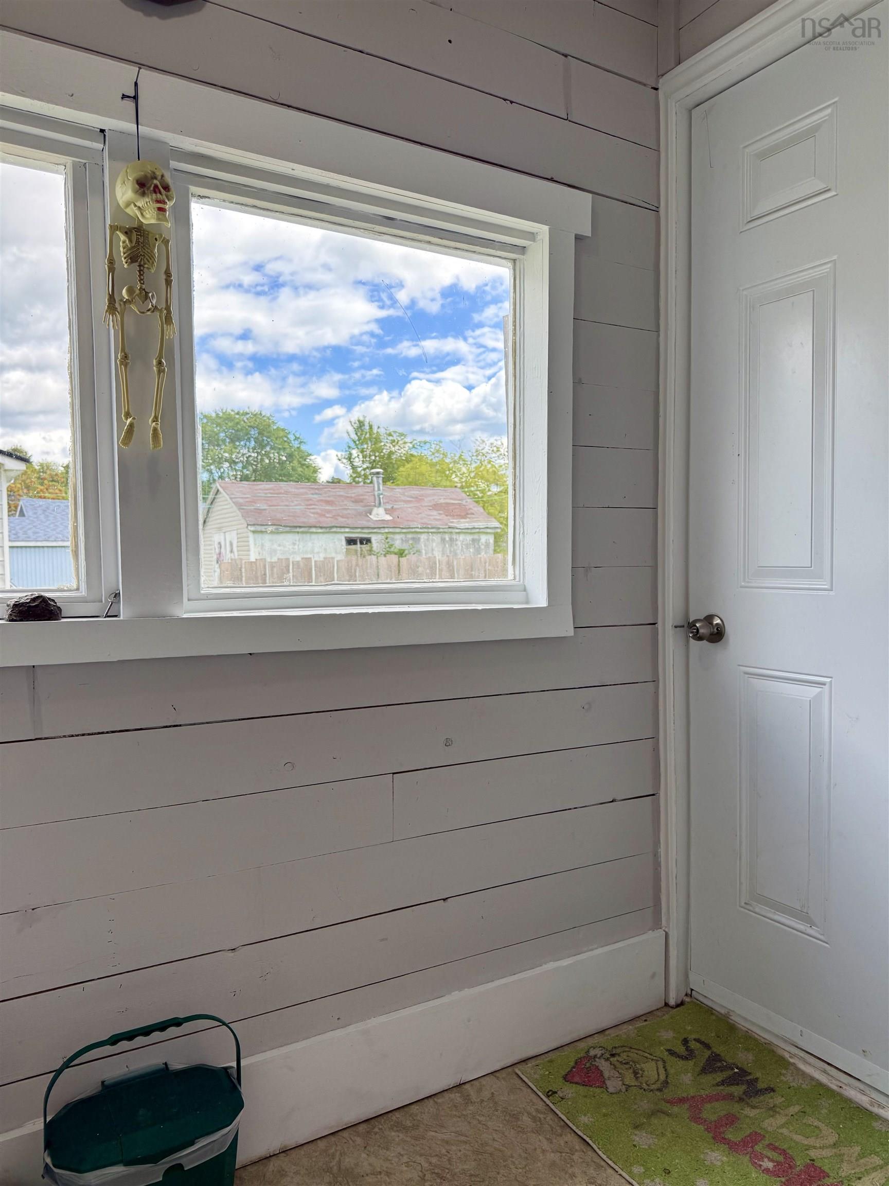 $229,900.00: 22 Chamberlain Street, Amherst