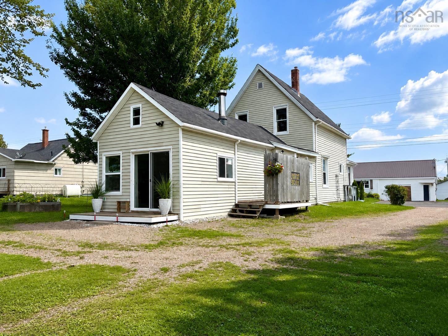 $229,900.00: 22 Chamberlain Street, Amherst