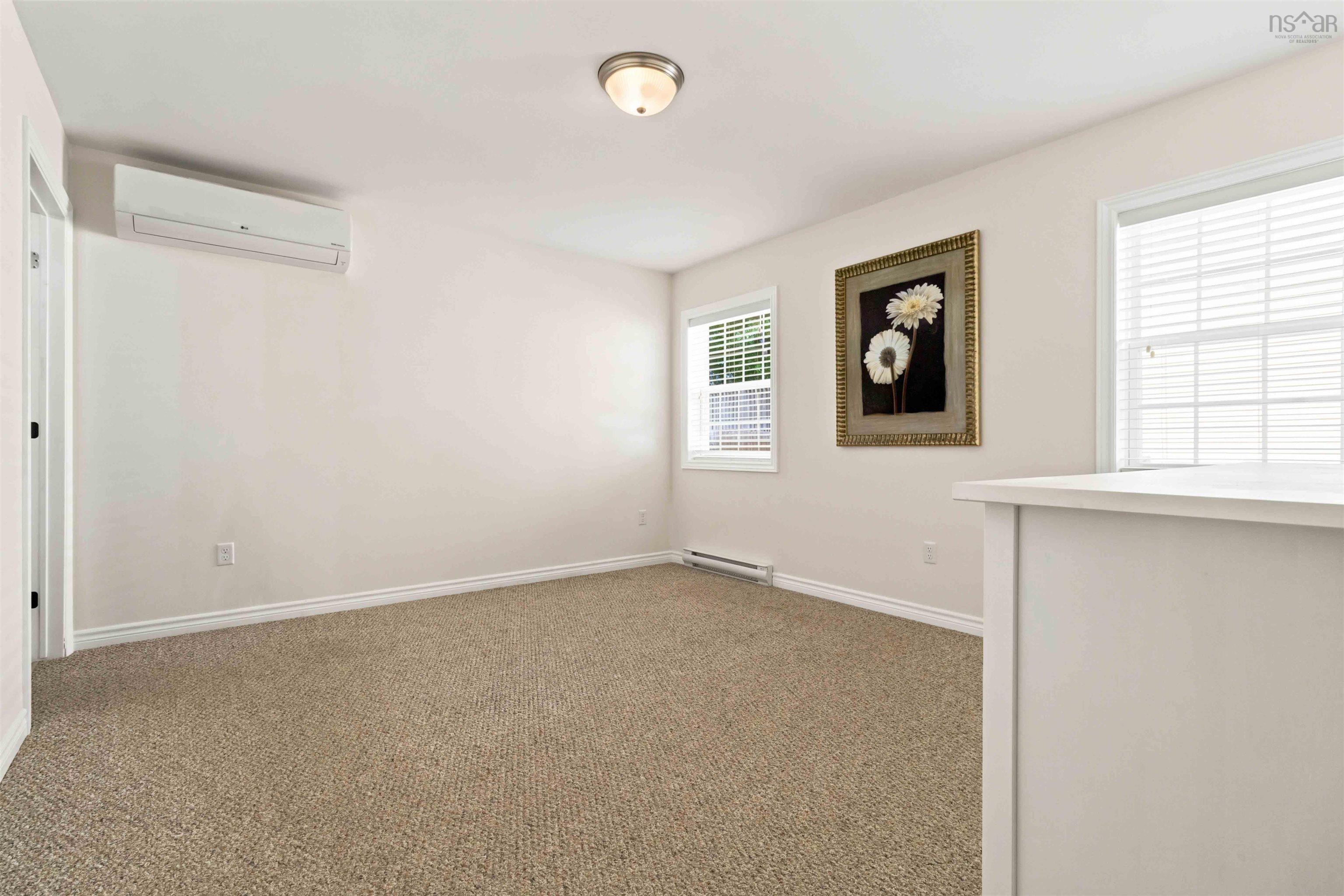 $489,900.00: 31 Acorn Drive, Bridgewater