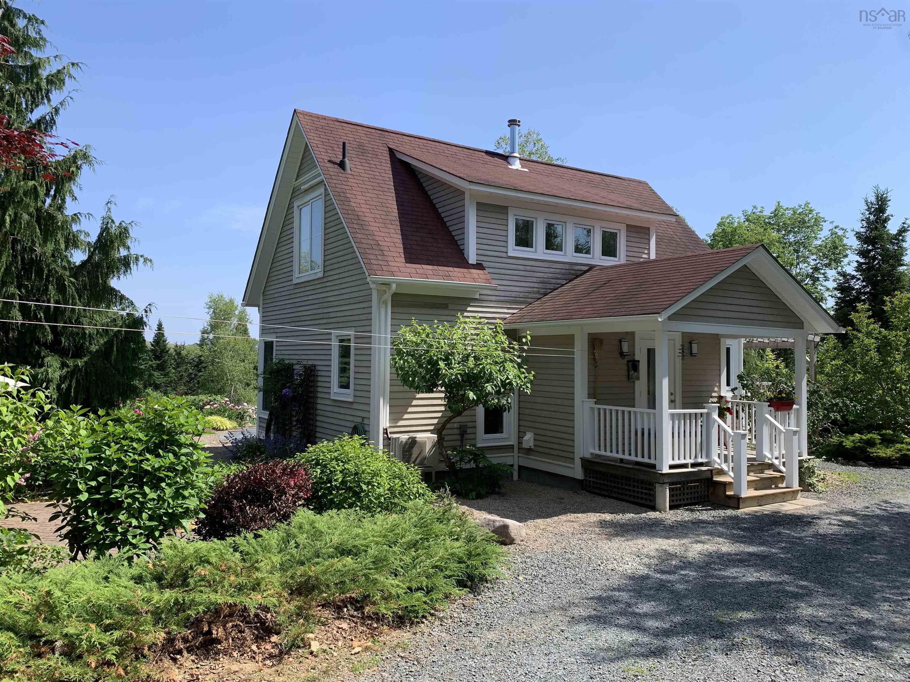 $849,900.00: 11 Second Peninsula Road, Deans Corner