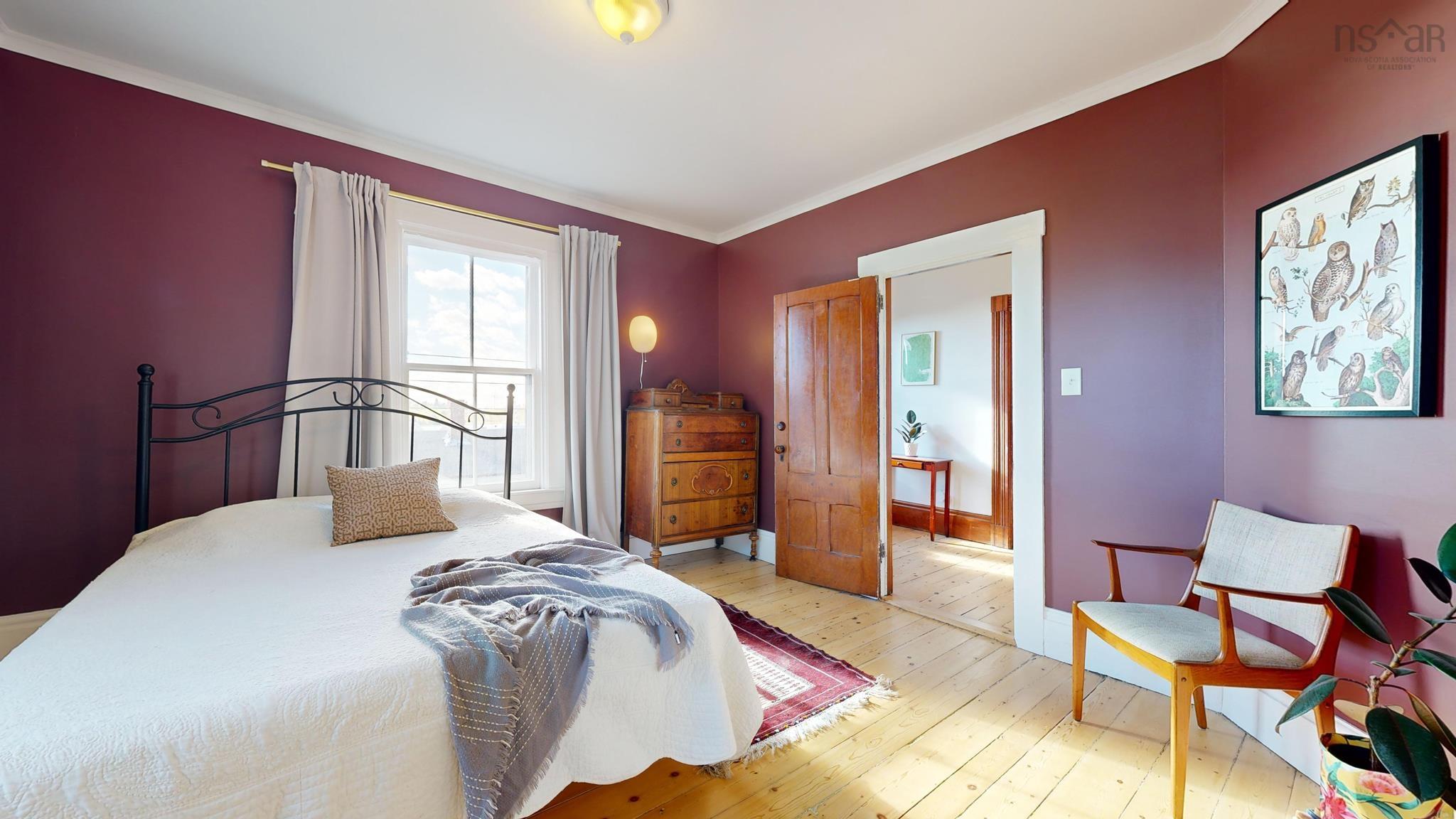 $950,000.00: 141 Pelham Street, Lunenburg