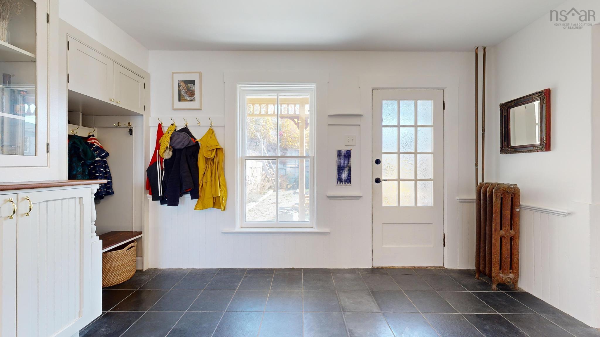 $950,000.00: 141 Pelham Street, Lunenburg