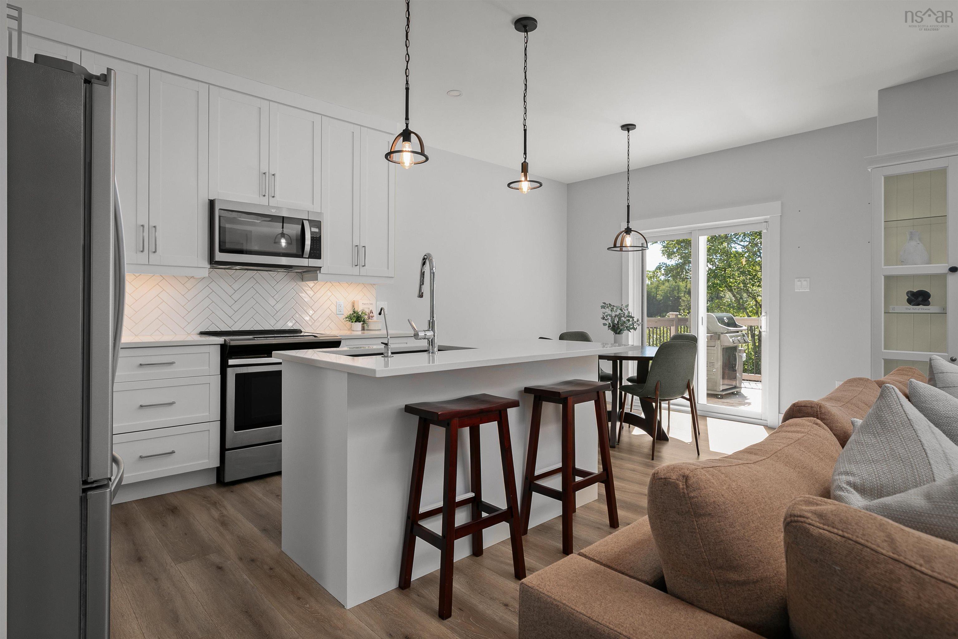 $1,199,000.00: 1438 Mccabe Lake Drive, Middle Sackville