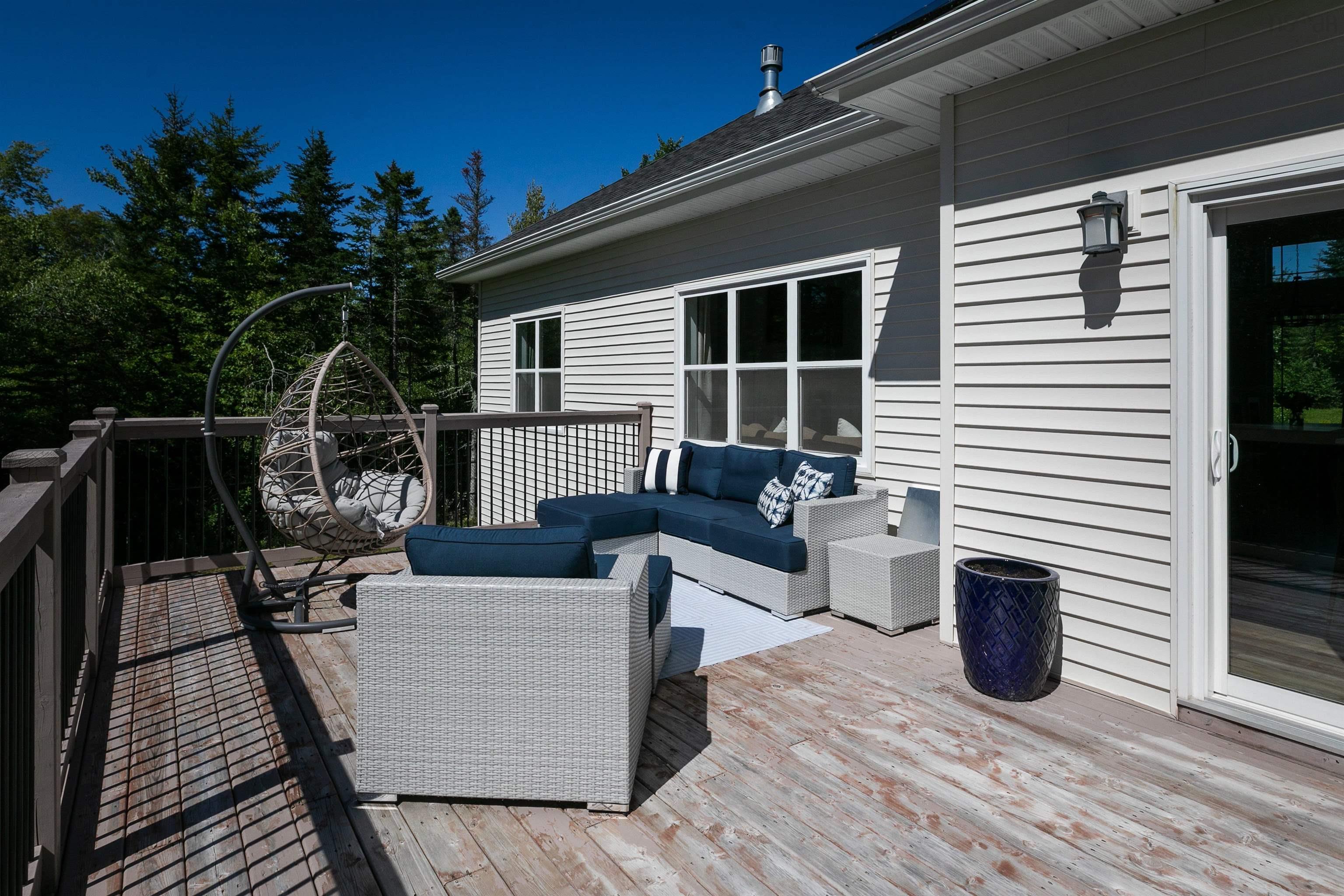 $1,199,000.00: 1438 Mccabe Lake Drive, Middle Sackville