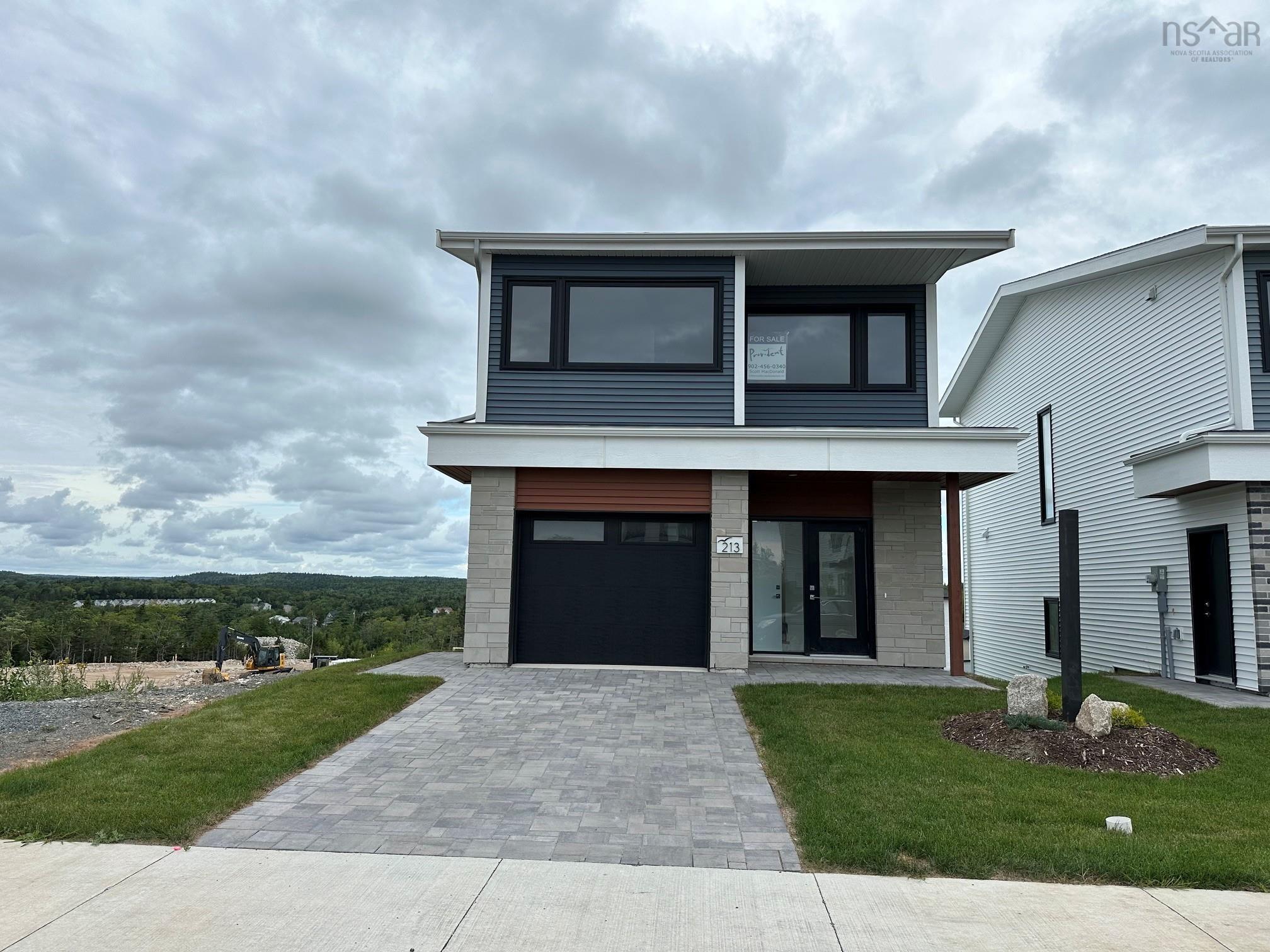 $779,900.00: 213 Brunello Boulevard, Brunello Estates
