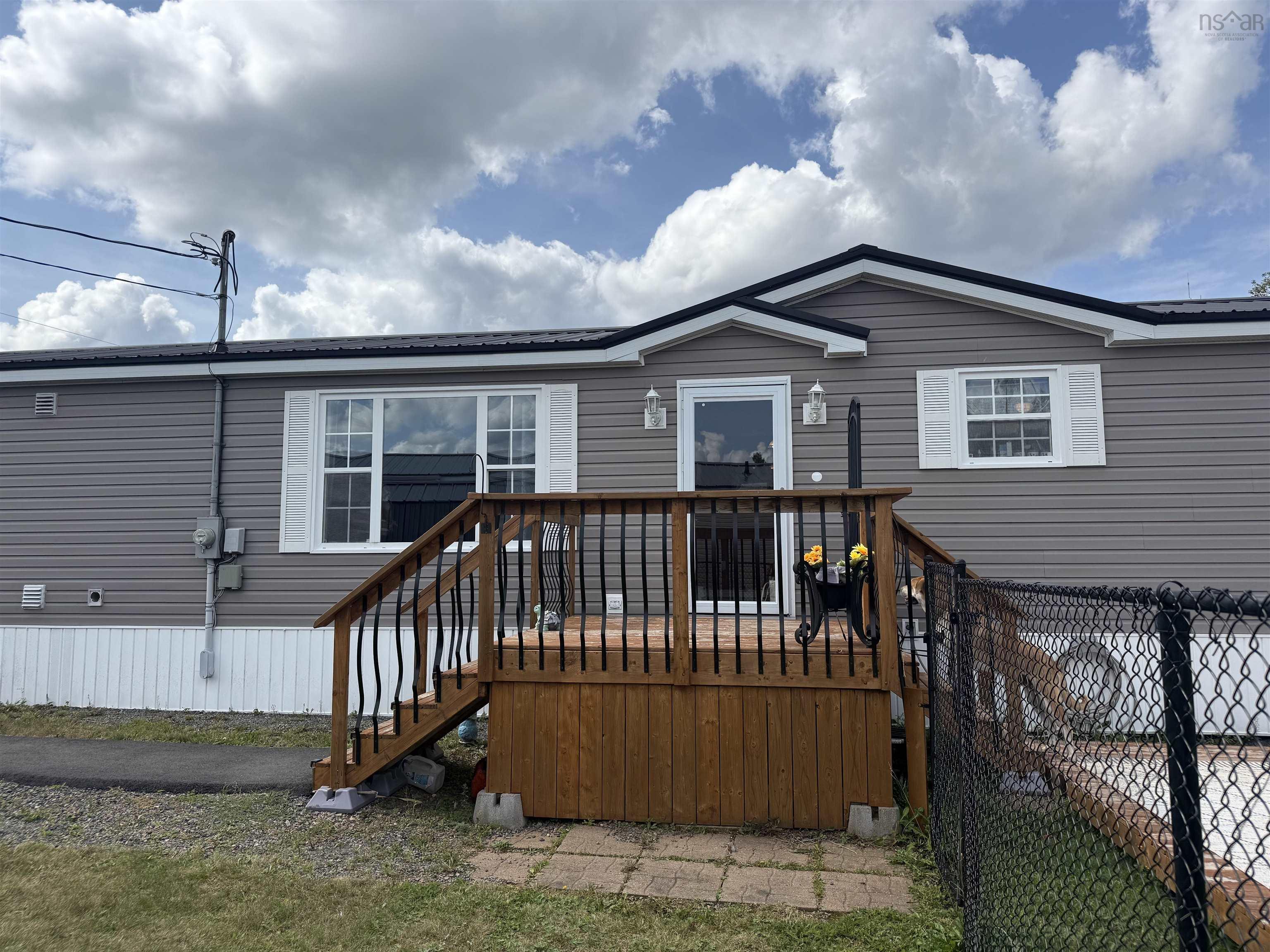 $275,000.00: 52 Empire Loop, Truro
