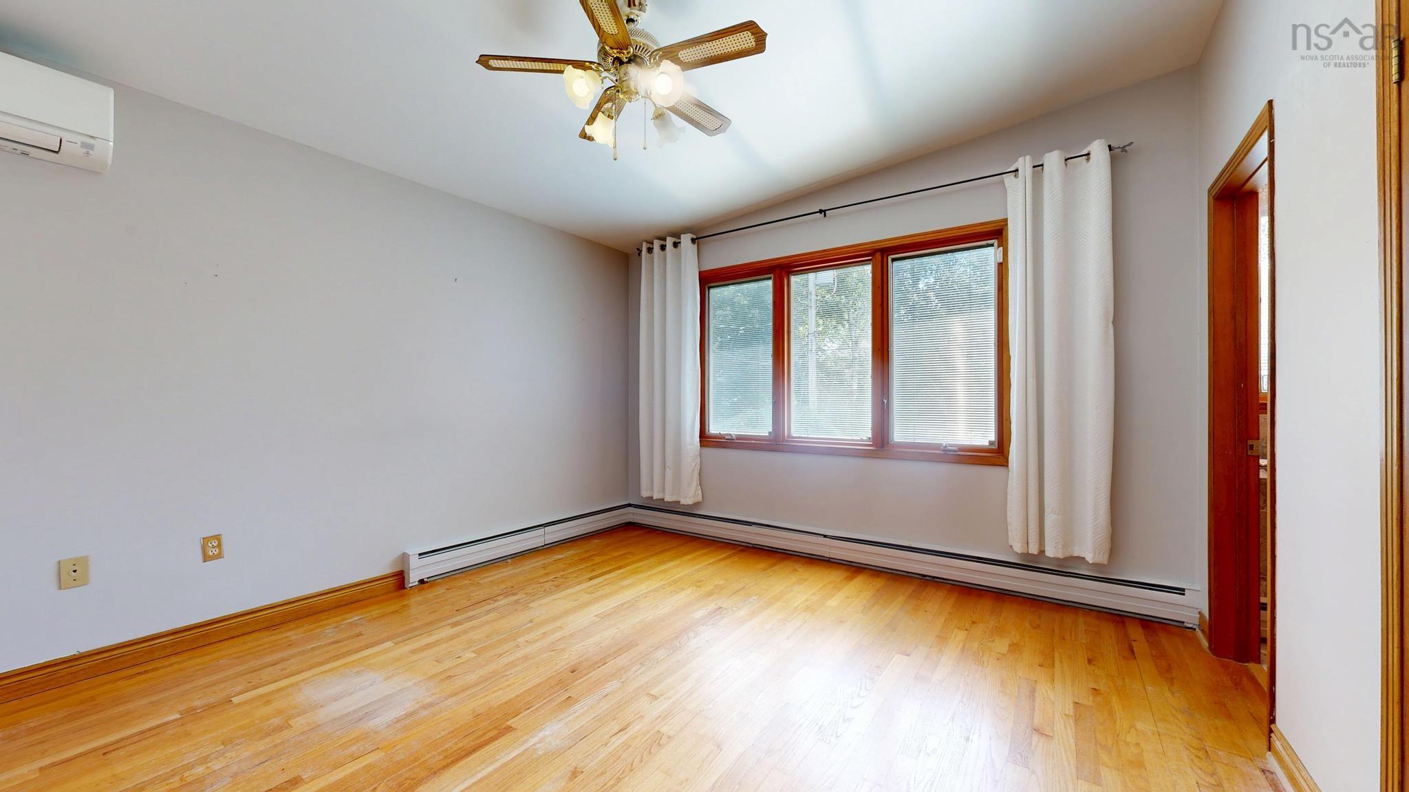 24 Deepwood     Clayton Park Crescent, Clayton Park, NS (MLS 202622315)