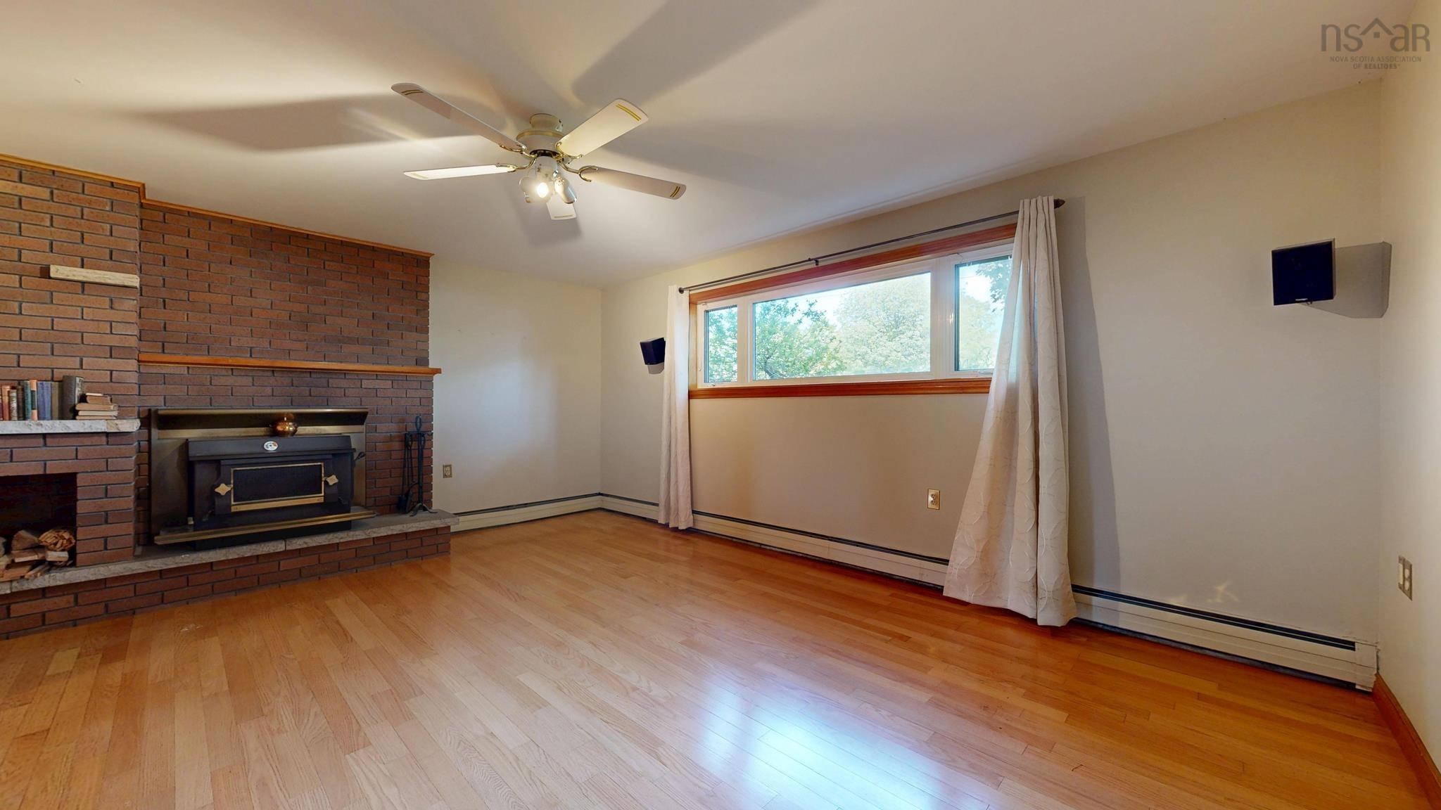 24 Deepwood     Clayton Park Crescent, Clayton Park, NS (MLS 202622315)