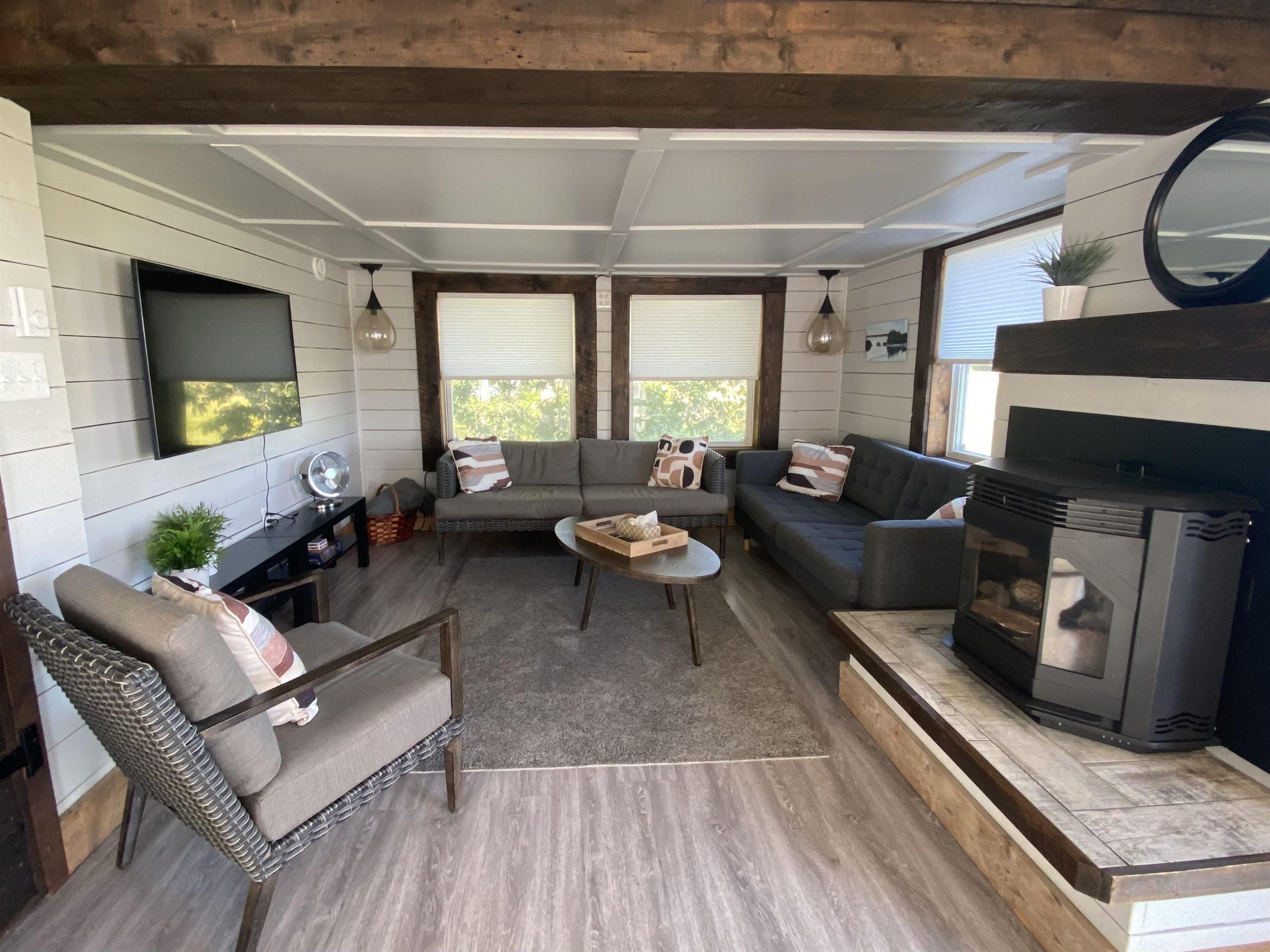 $615,000.00: 127 Chemin Old Oak Road, Glenwood