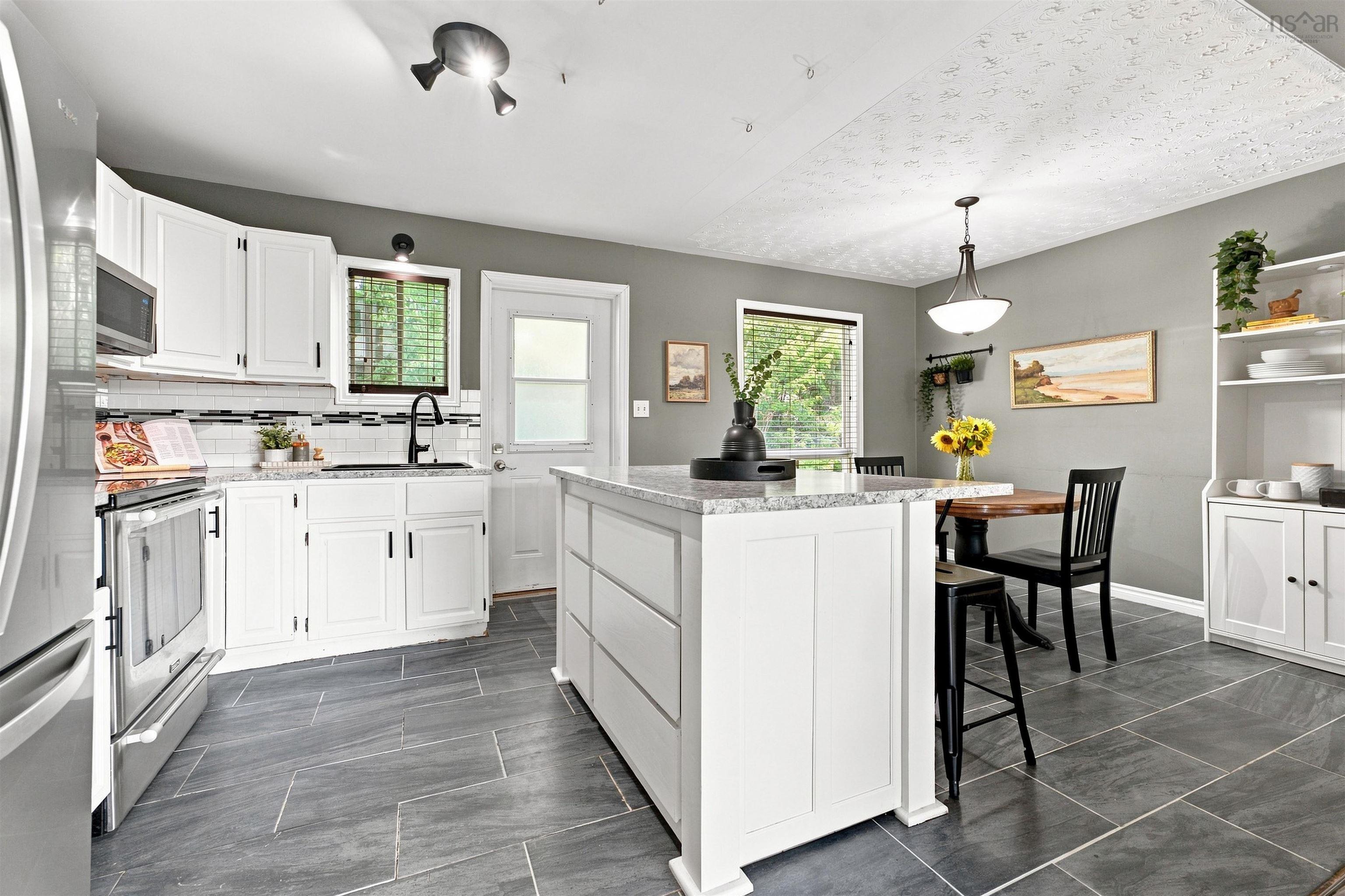 718 Caldwell Road, Colby Village, NS (MLS 202622340)
