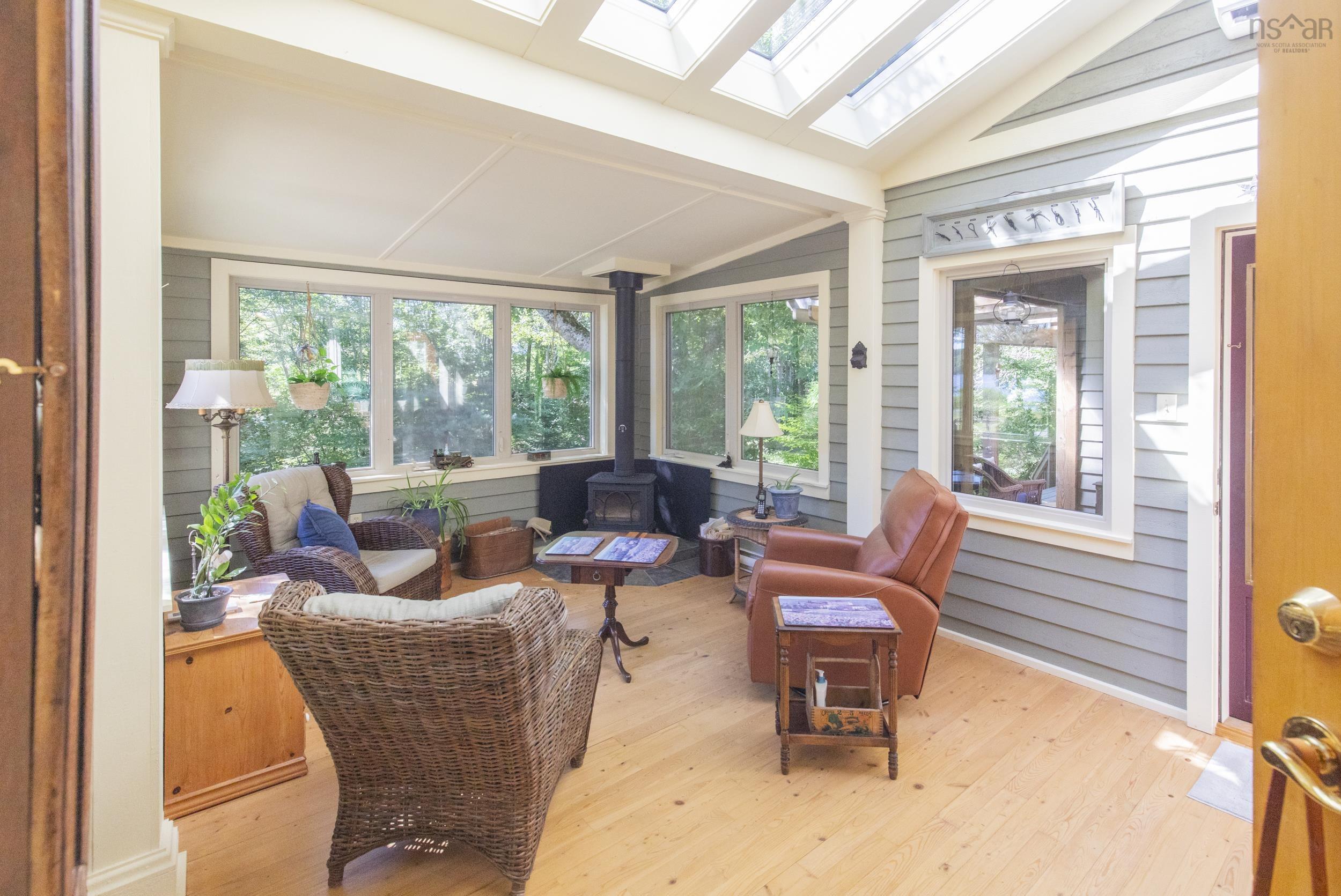 $675,000.00: 26 Old Mill Road, Pleasantville