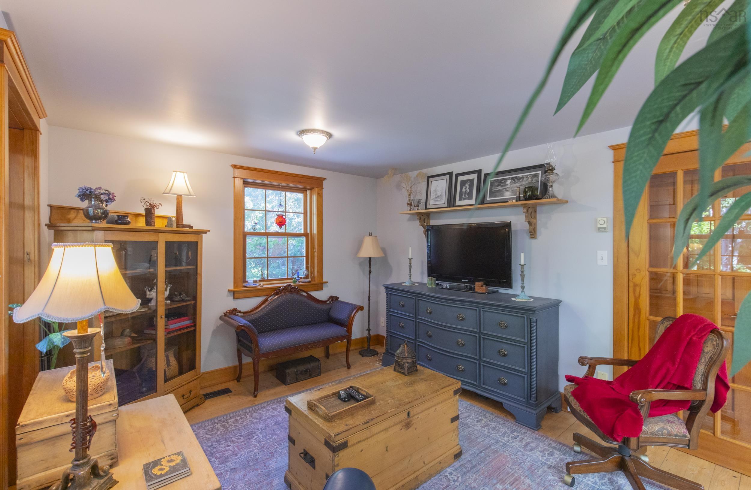 $675,000.00: 26 Old Mill Road, Pleasantville