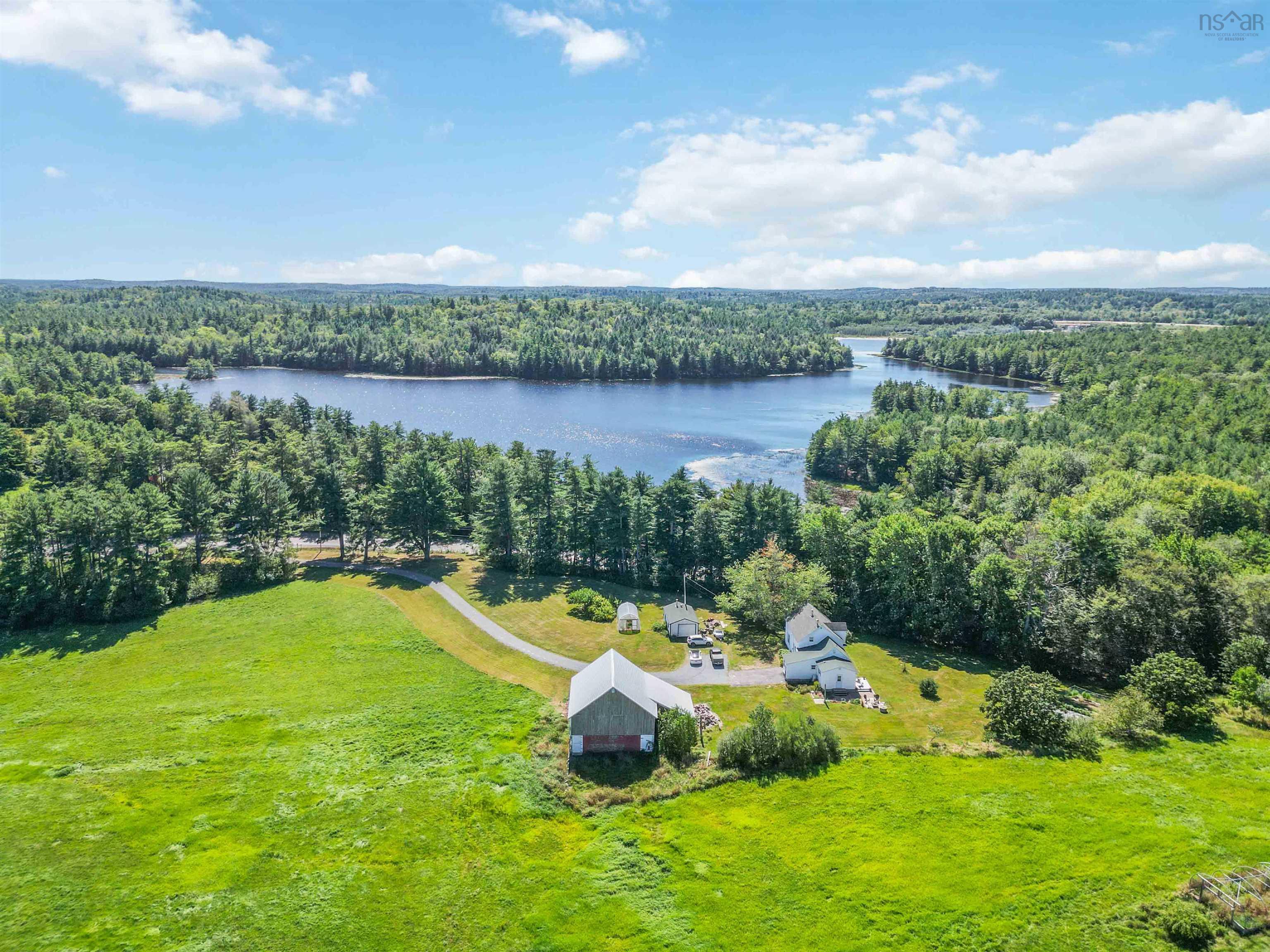 $495,000.00: 9414 Highway 8, Caledonia