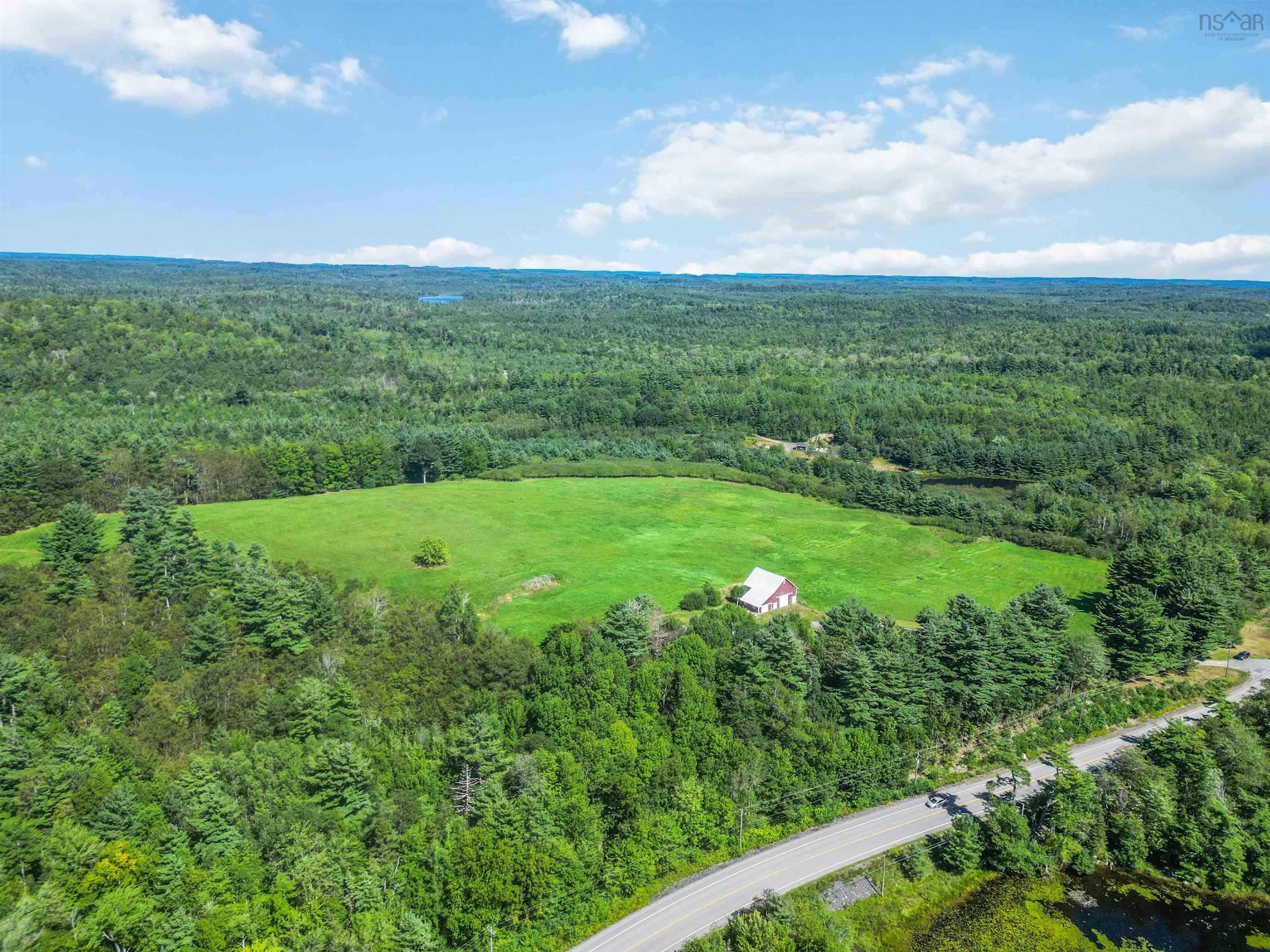 $495,000.00: 9414 Highway 8, Caledonia