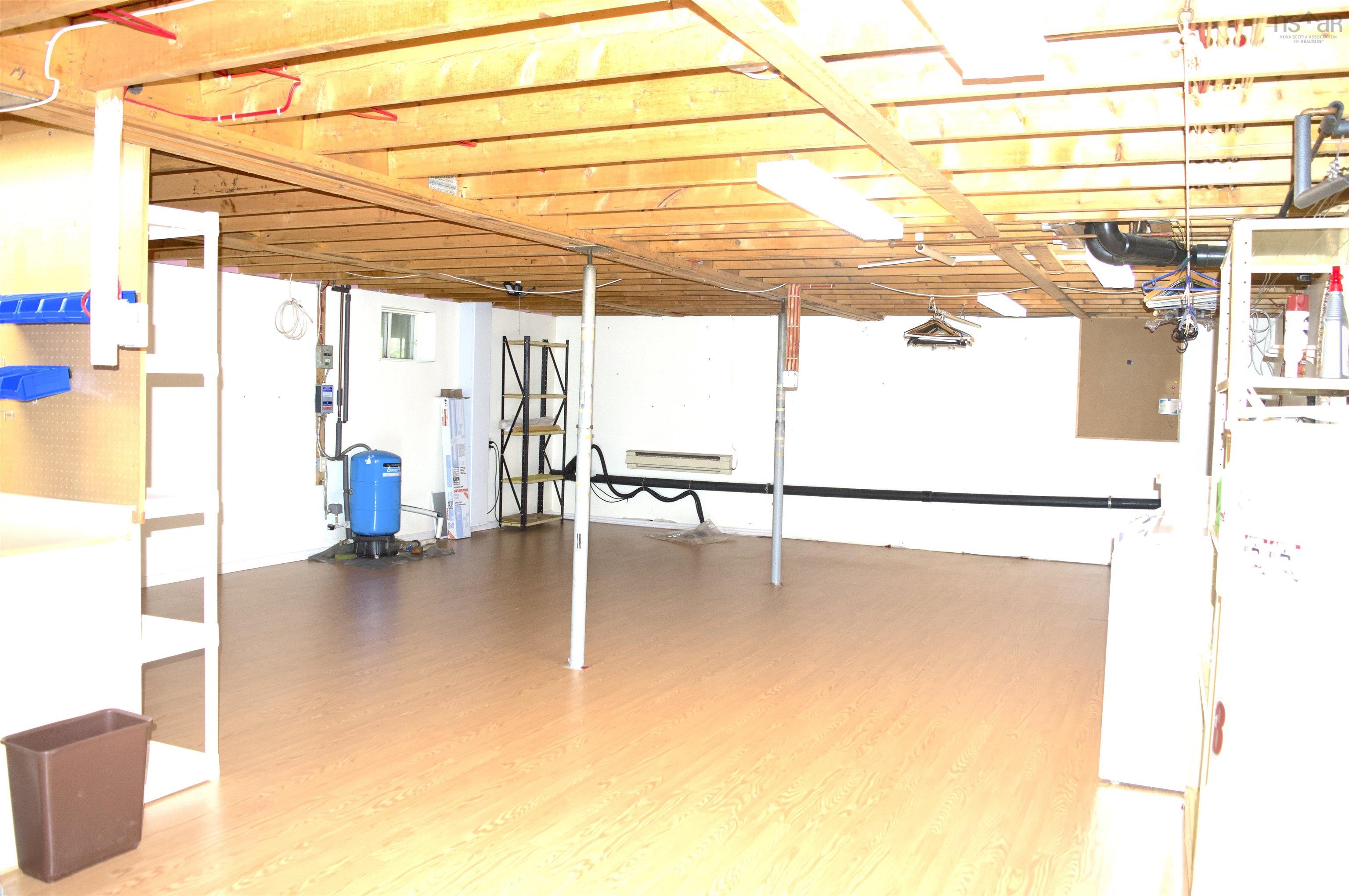 $399,900.00: 1005 West Halls Harbour Road, Halls Harbour