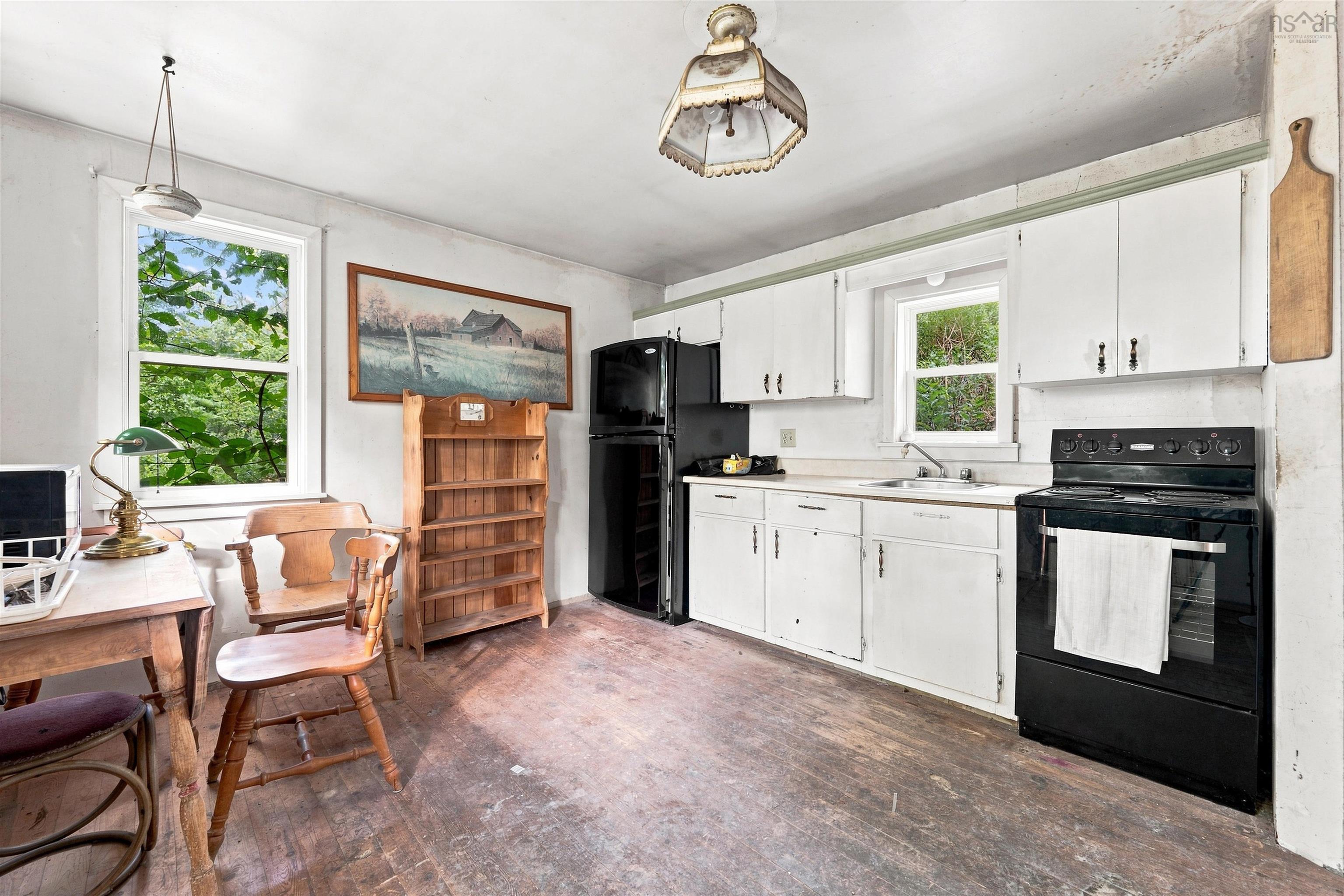 $100,000.00: 1732 Highway 14, Vaughan