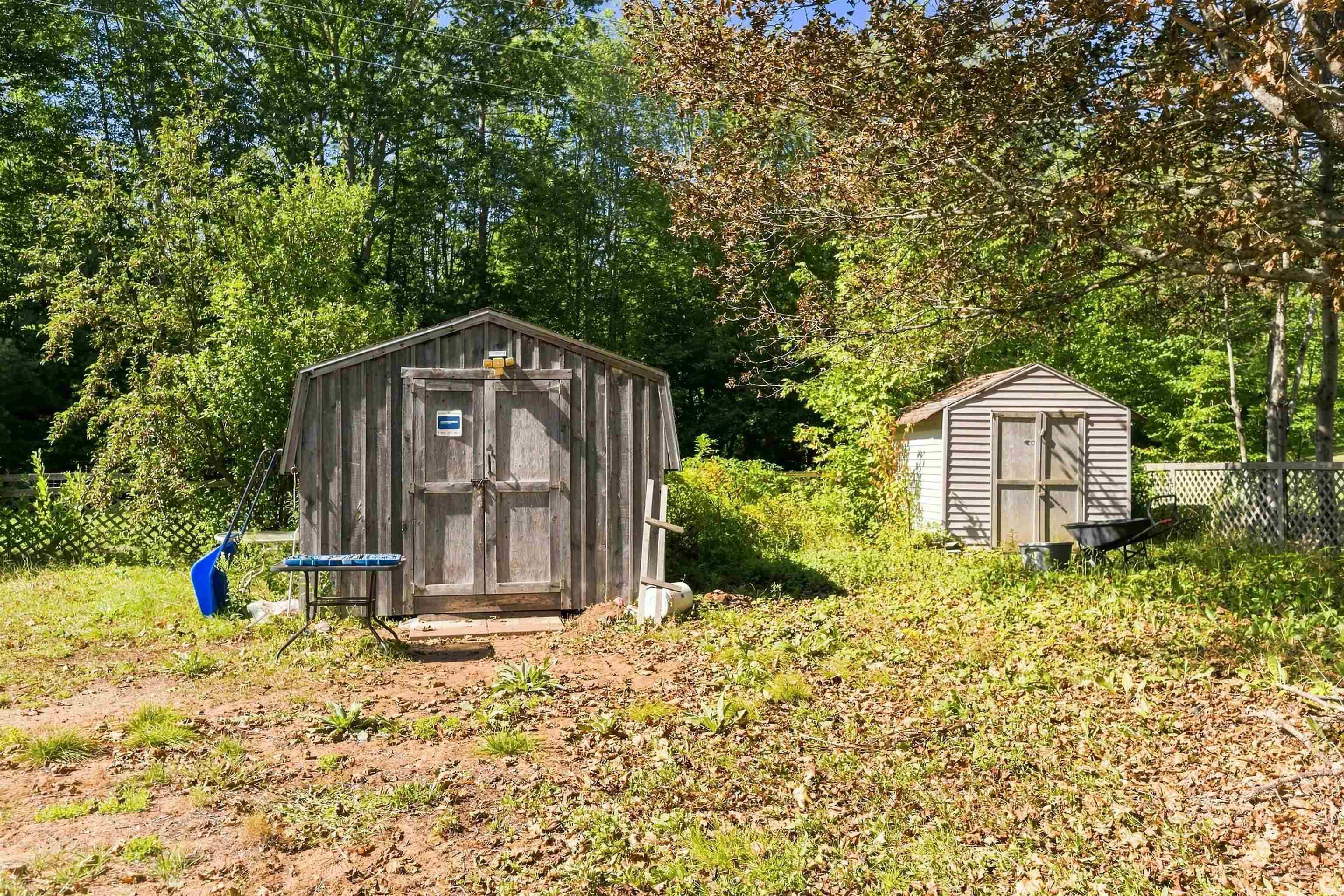 $369,500.00: 1081 Tufts Avenue, Greenwood