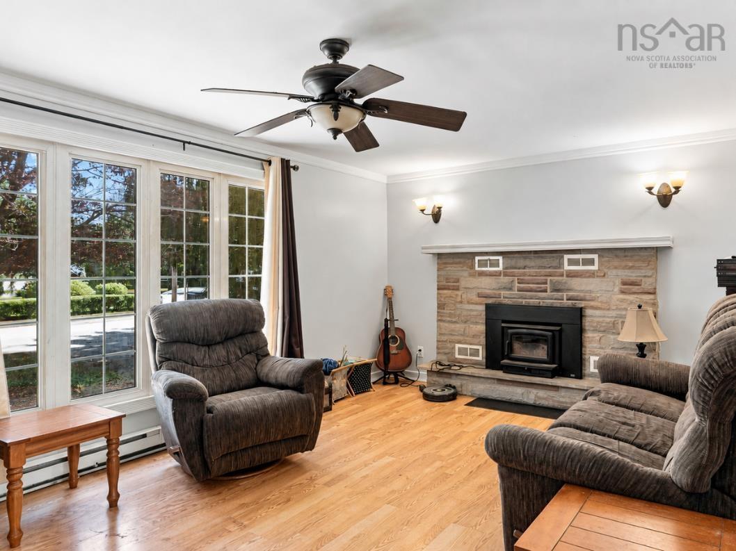 $369,500.00: 1081 Tufts Avenue, Greenwood