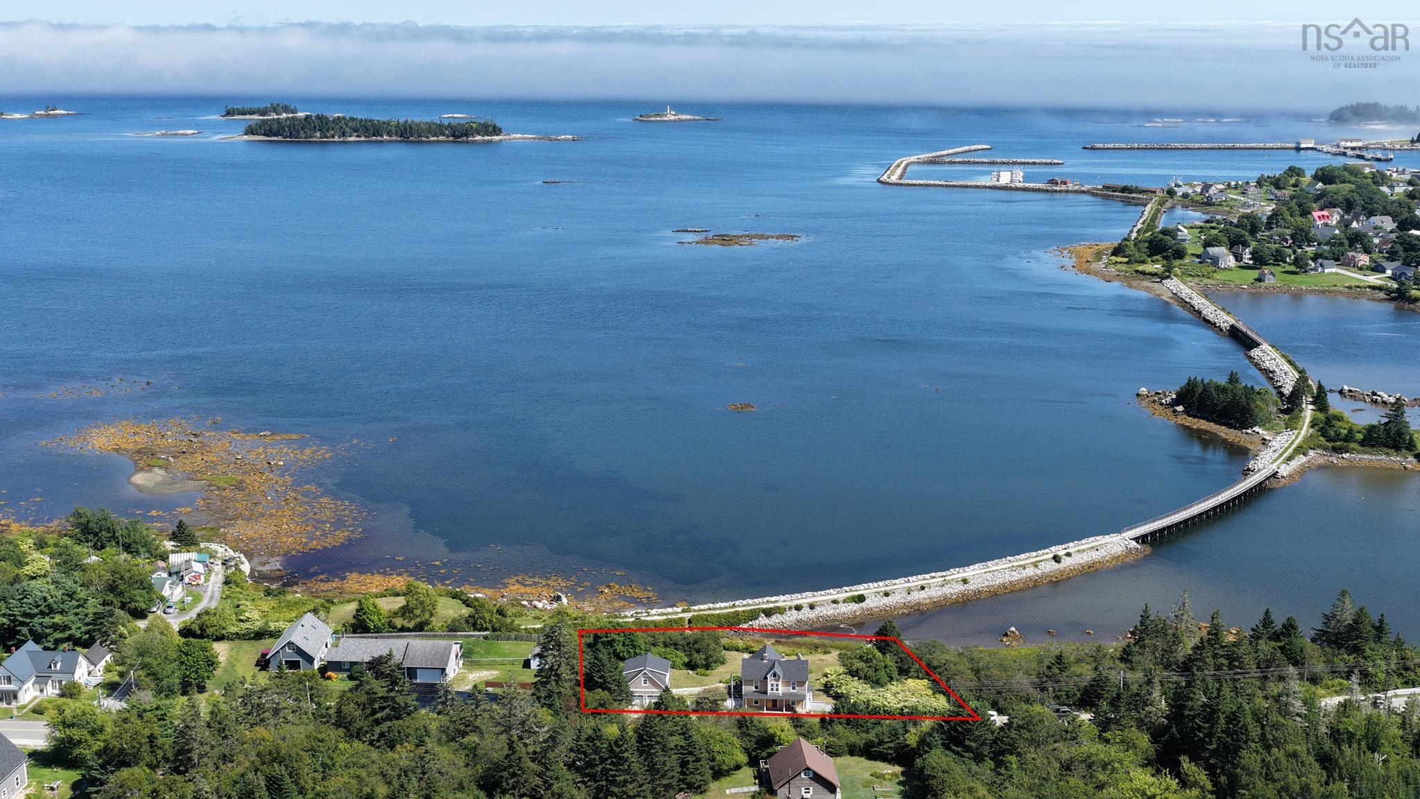 $650,000.00: 220 Brighton Road, Lockeport