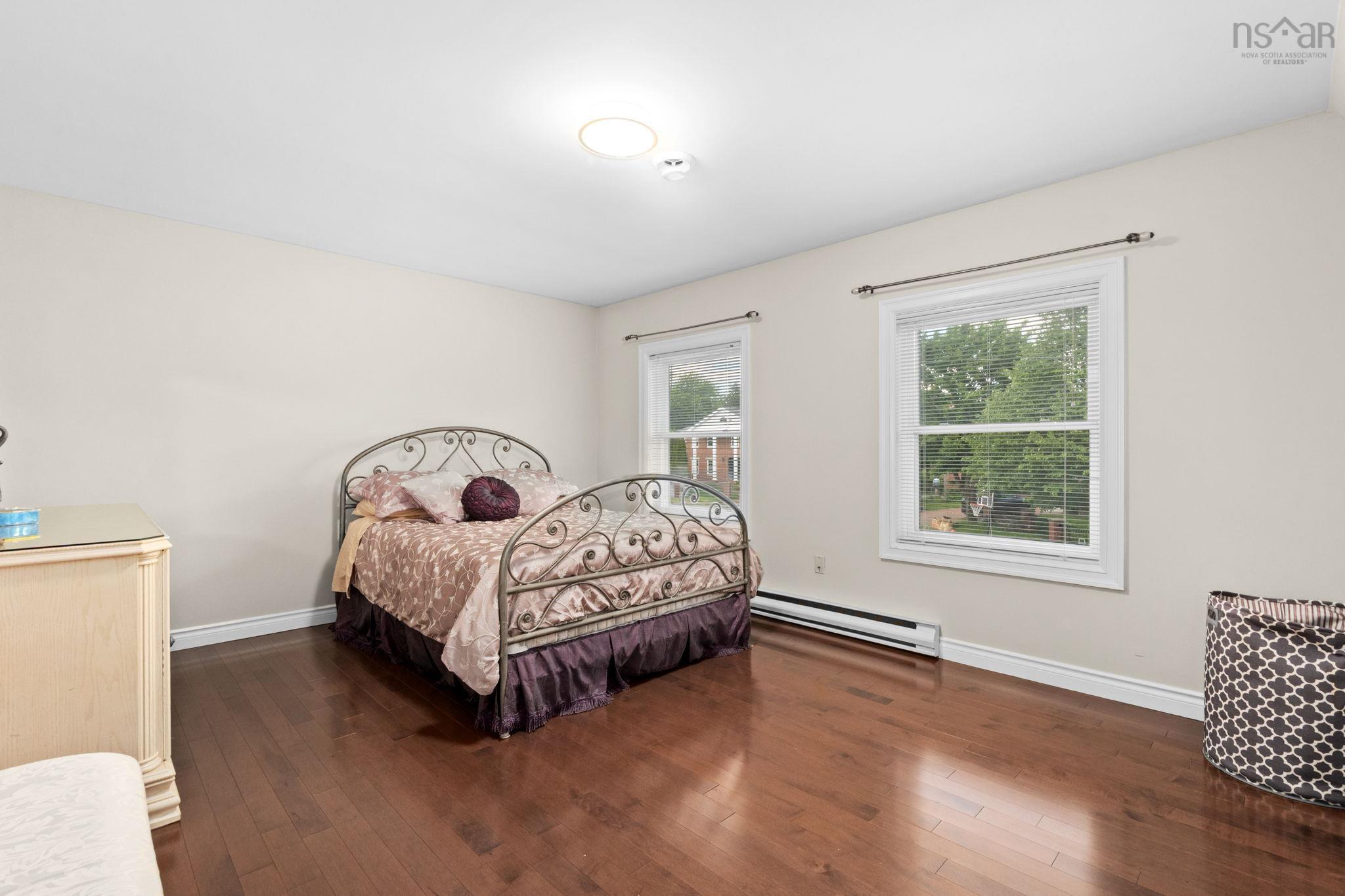 $1,250,000.00: 2 Wendover Close, Halifax Regional Municipality