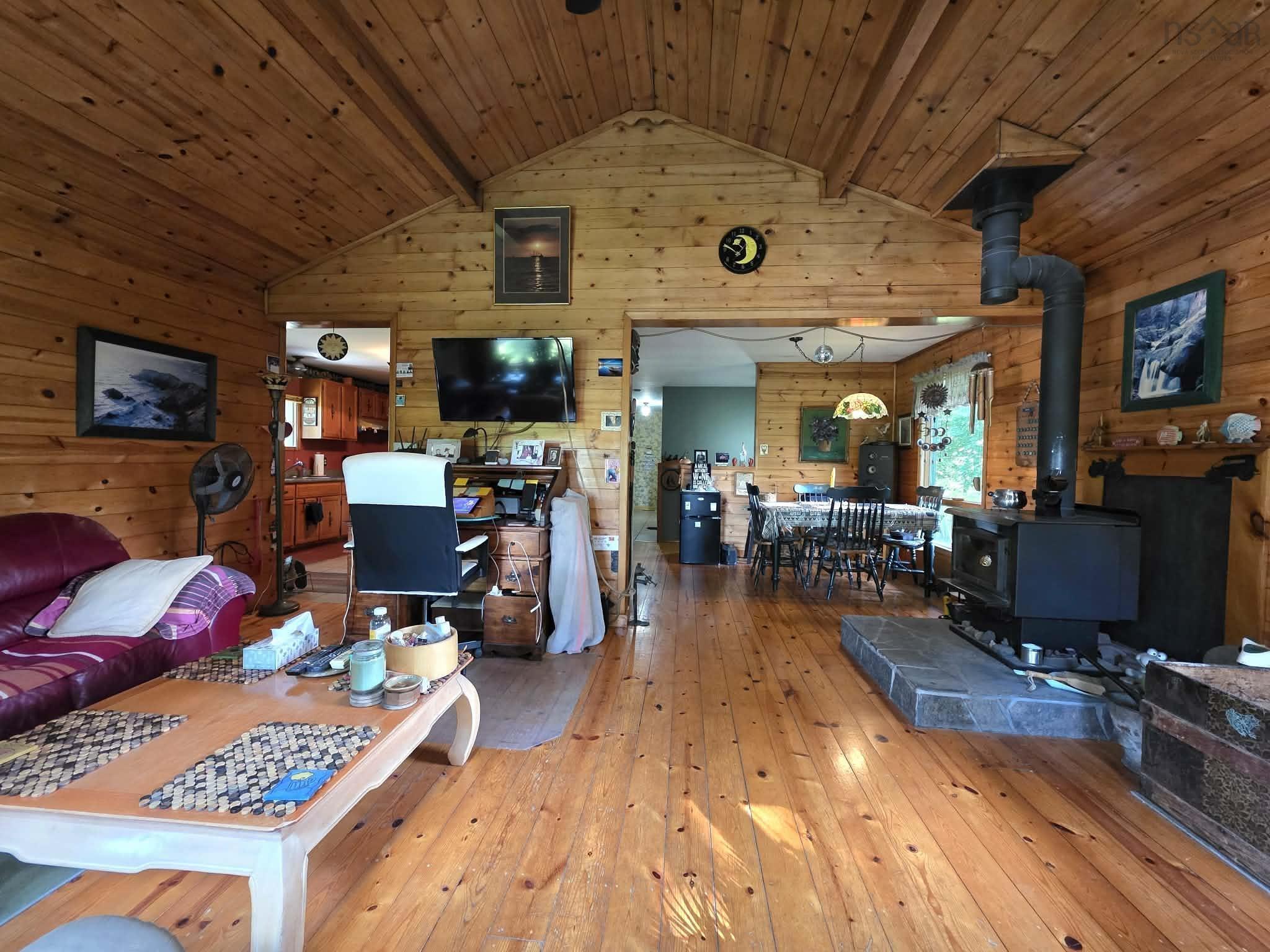 $399,000.00: 8084 Highway 311, The Falls