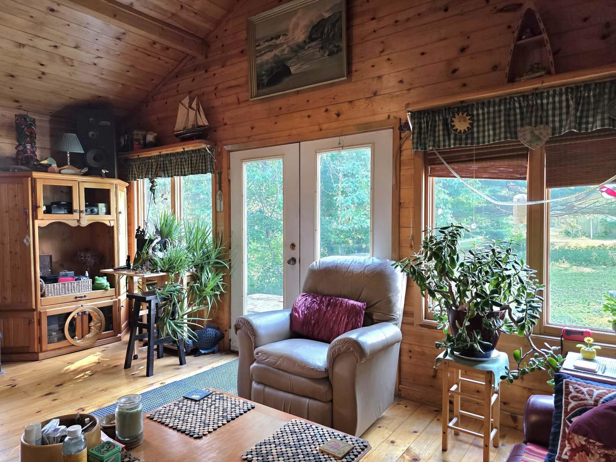 $399,000.00: 8084 Highway 311, The Falls