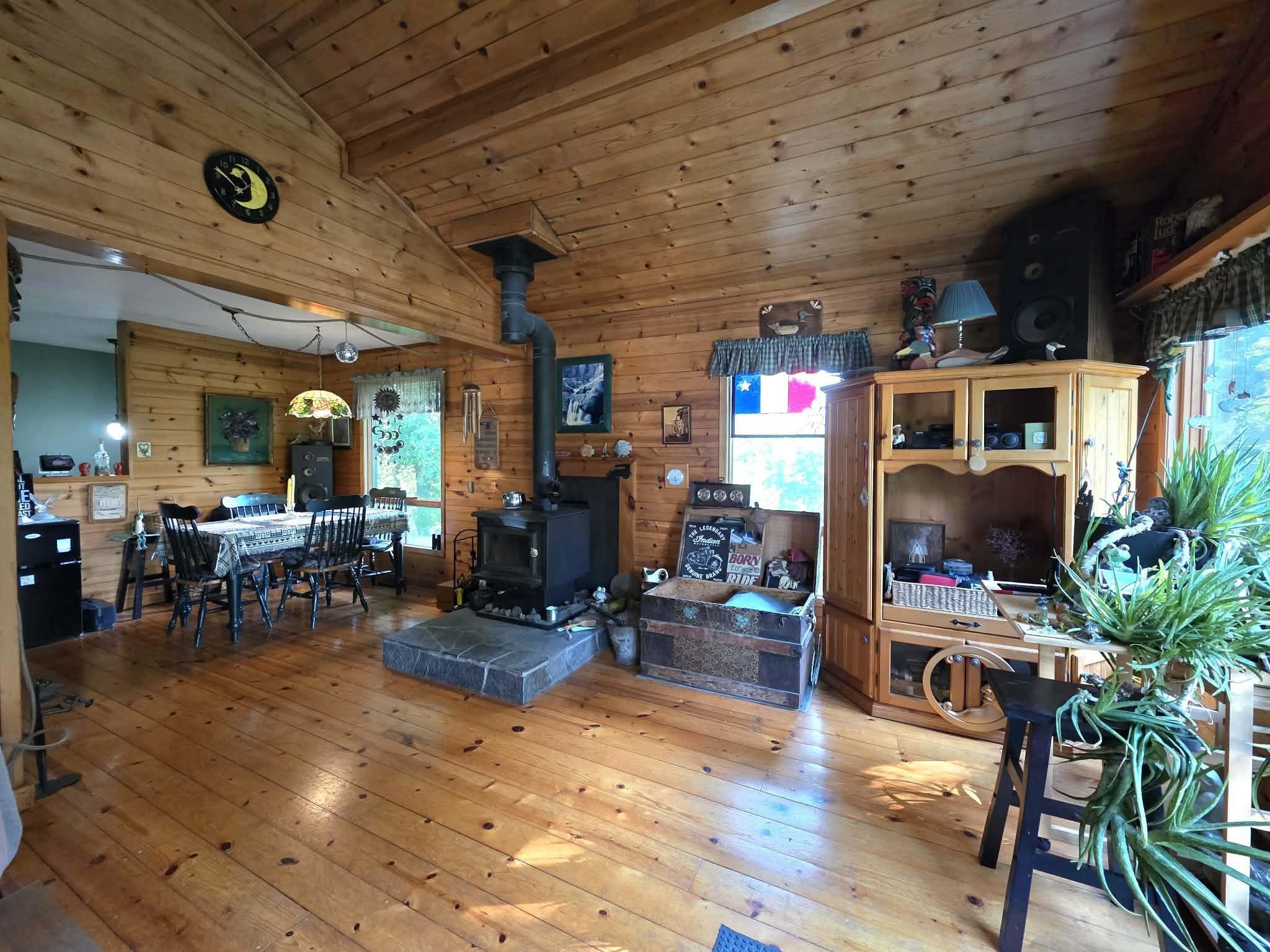 $399,000.00: 8084 Highway 311, The Falls