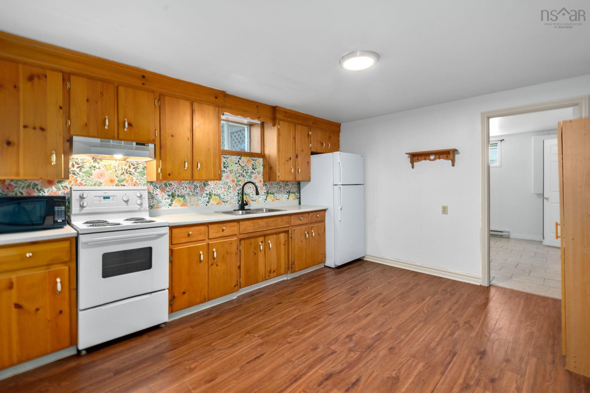 $445,000.00: 163 Oakdene Avenue, Kentville