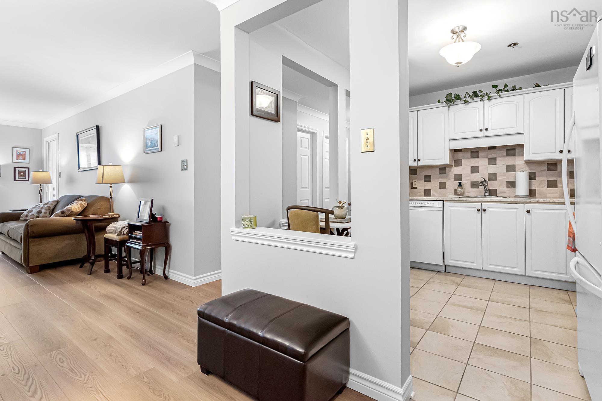 $357,777.00: 308 93 Kearney Lake Road, Halifax