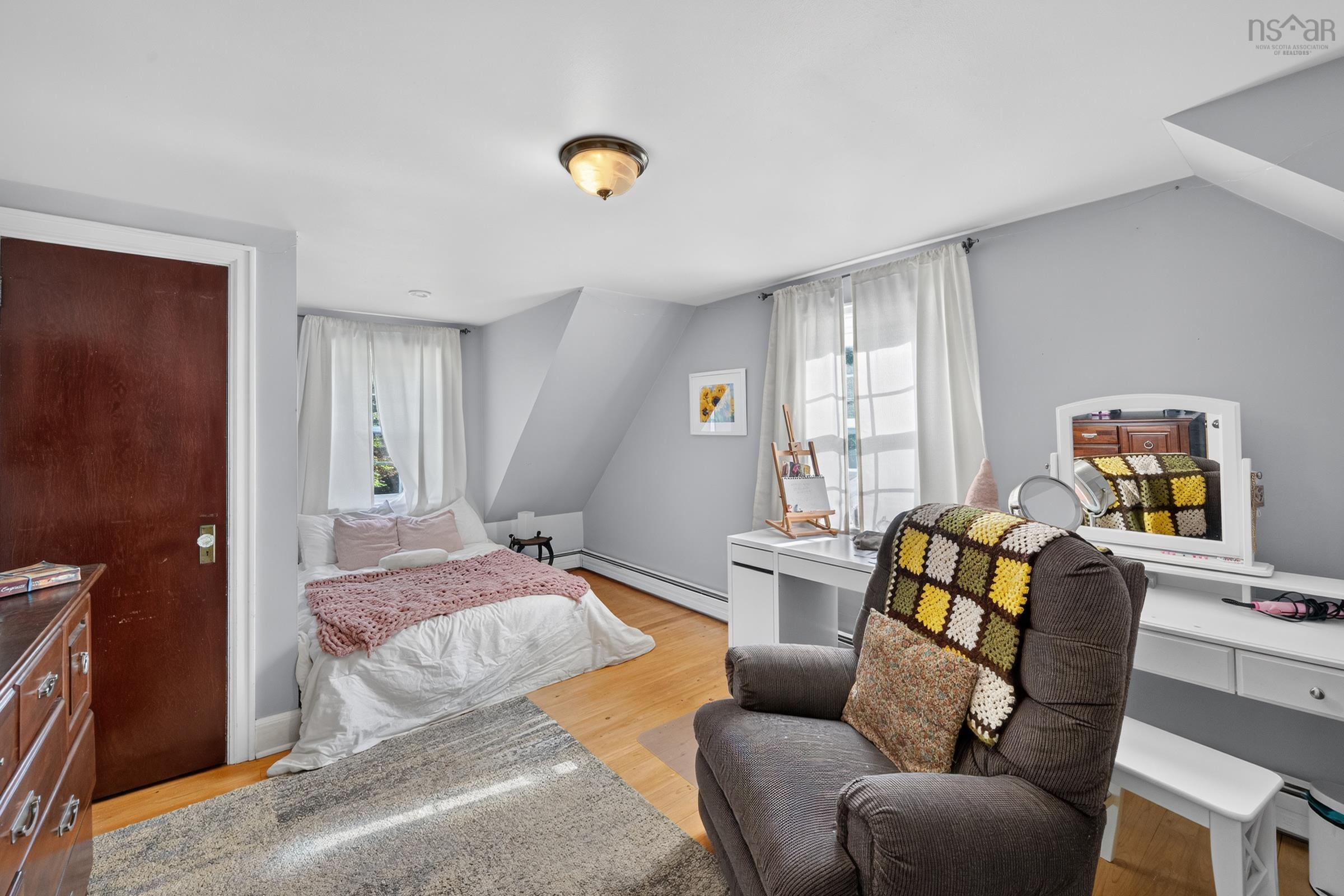$399,900.00: 61 Connaught Avenue, Middleton