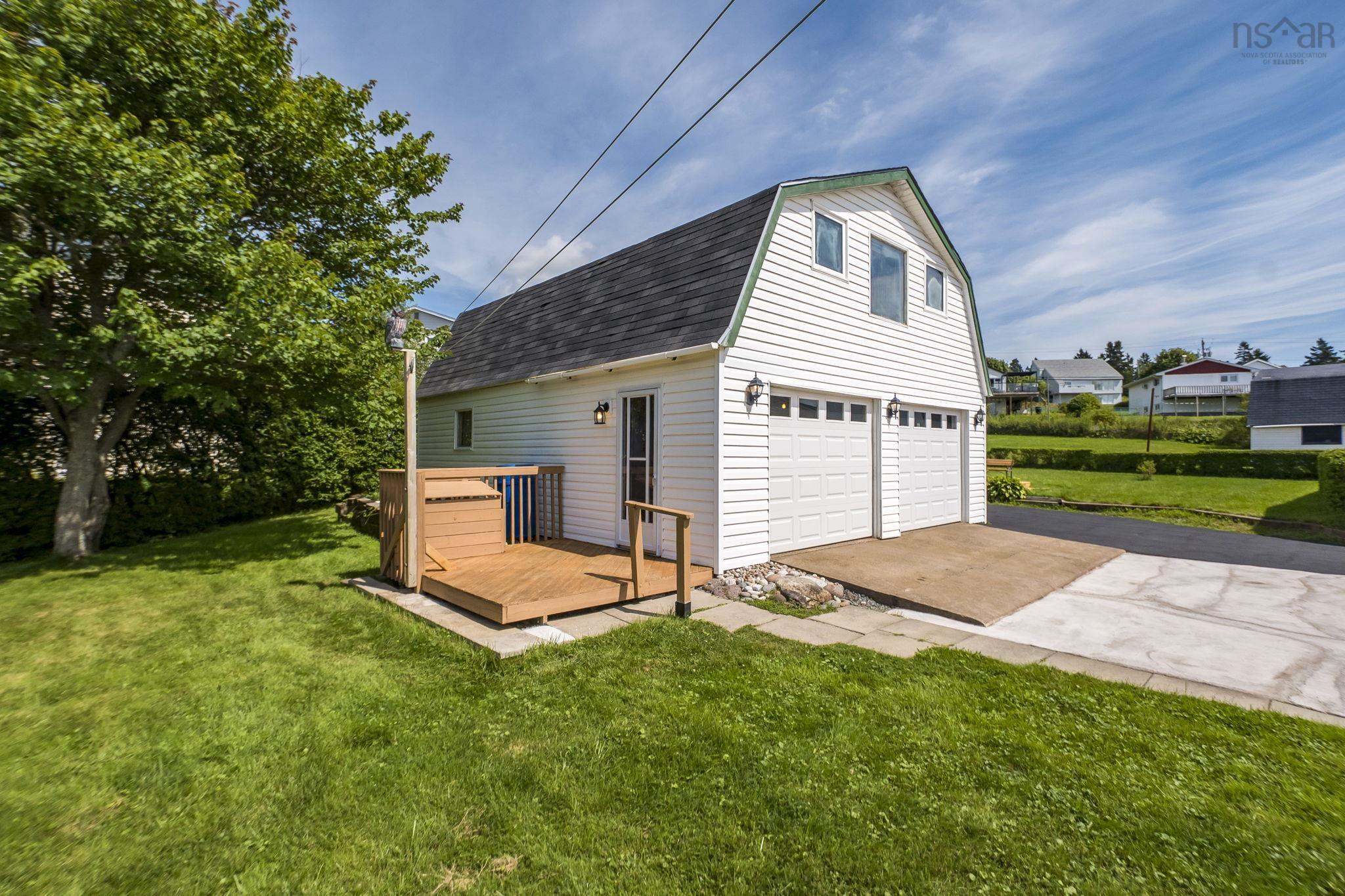 $775,000.00: 46 Himmelman Drive, Eastern Passage