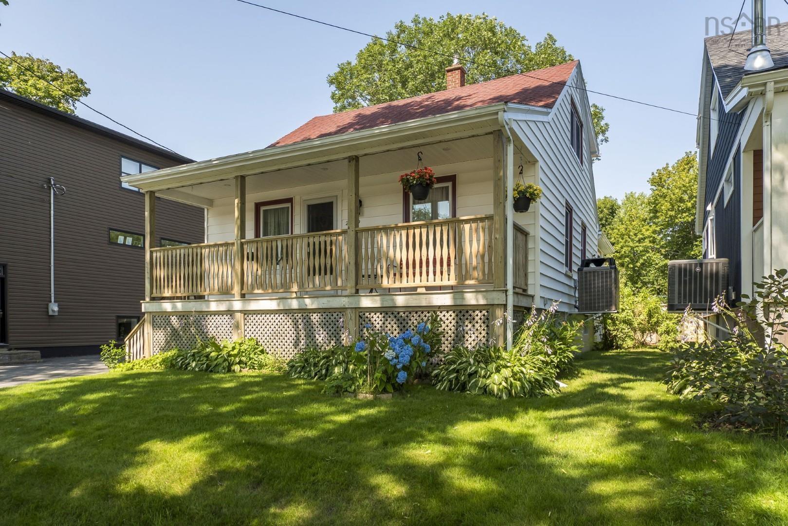 $749,900.00: 2709 Connolly Street, Halifax