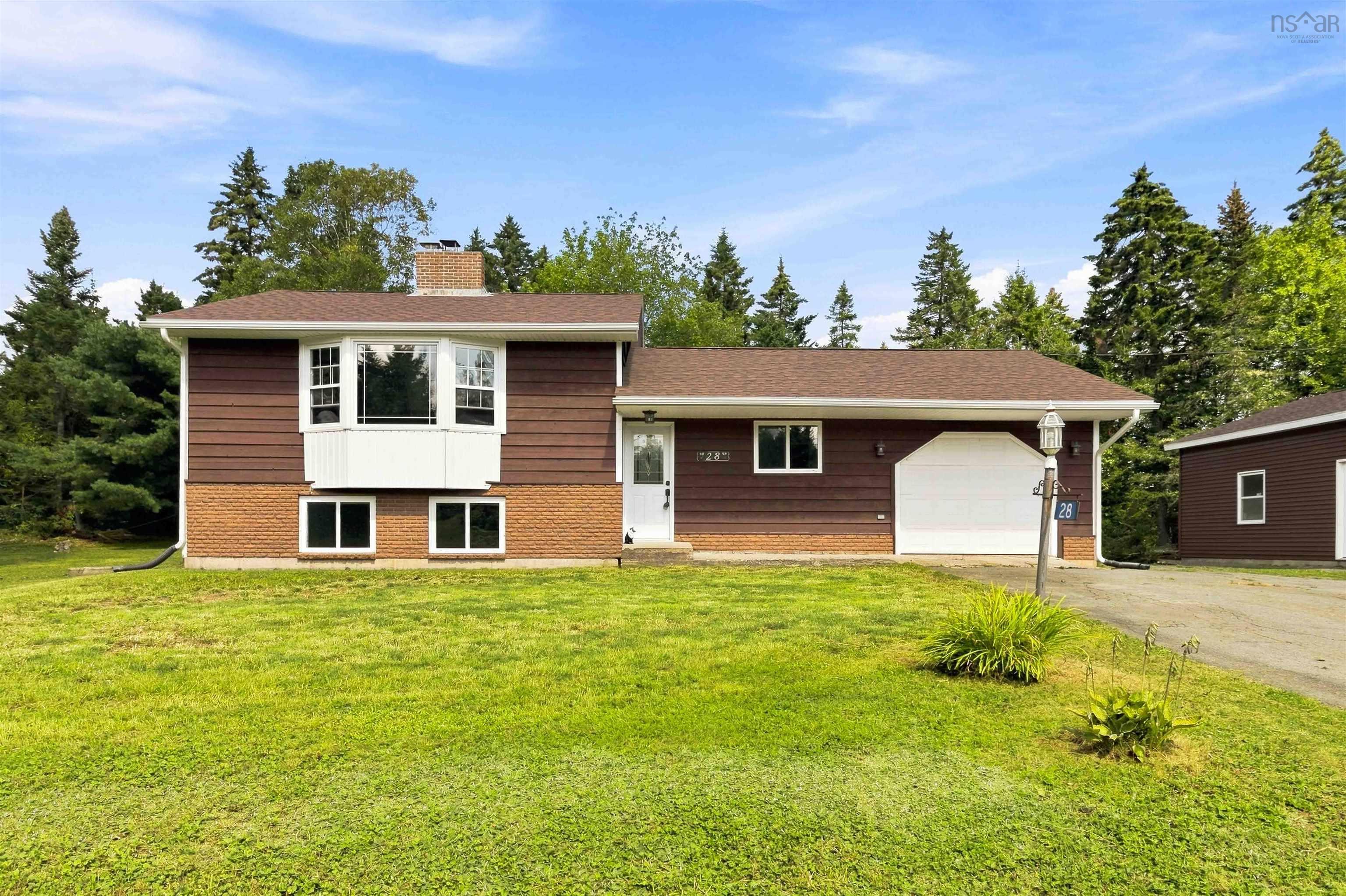 $525,000.00: 28 Little River Drive, Musquodoboit Harbour