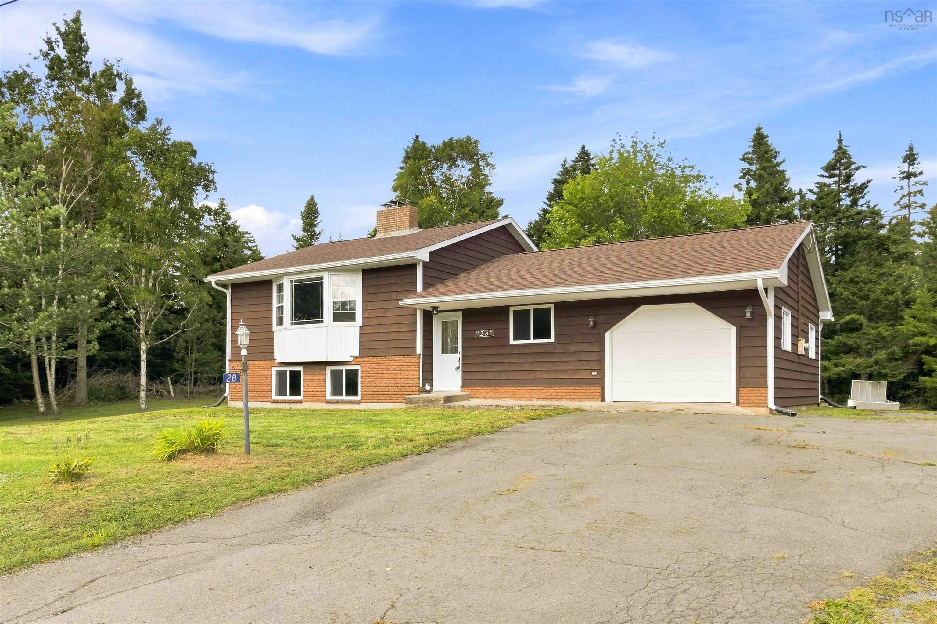 $525,000.00: 28 Little River Drive, Musquodoboit Harbour