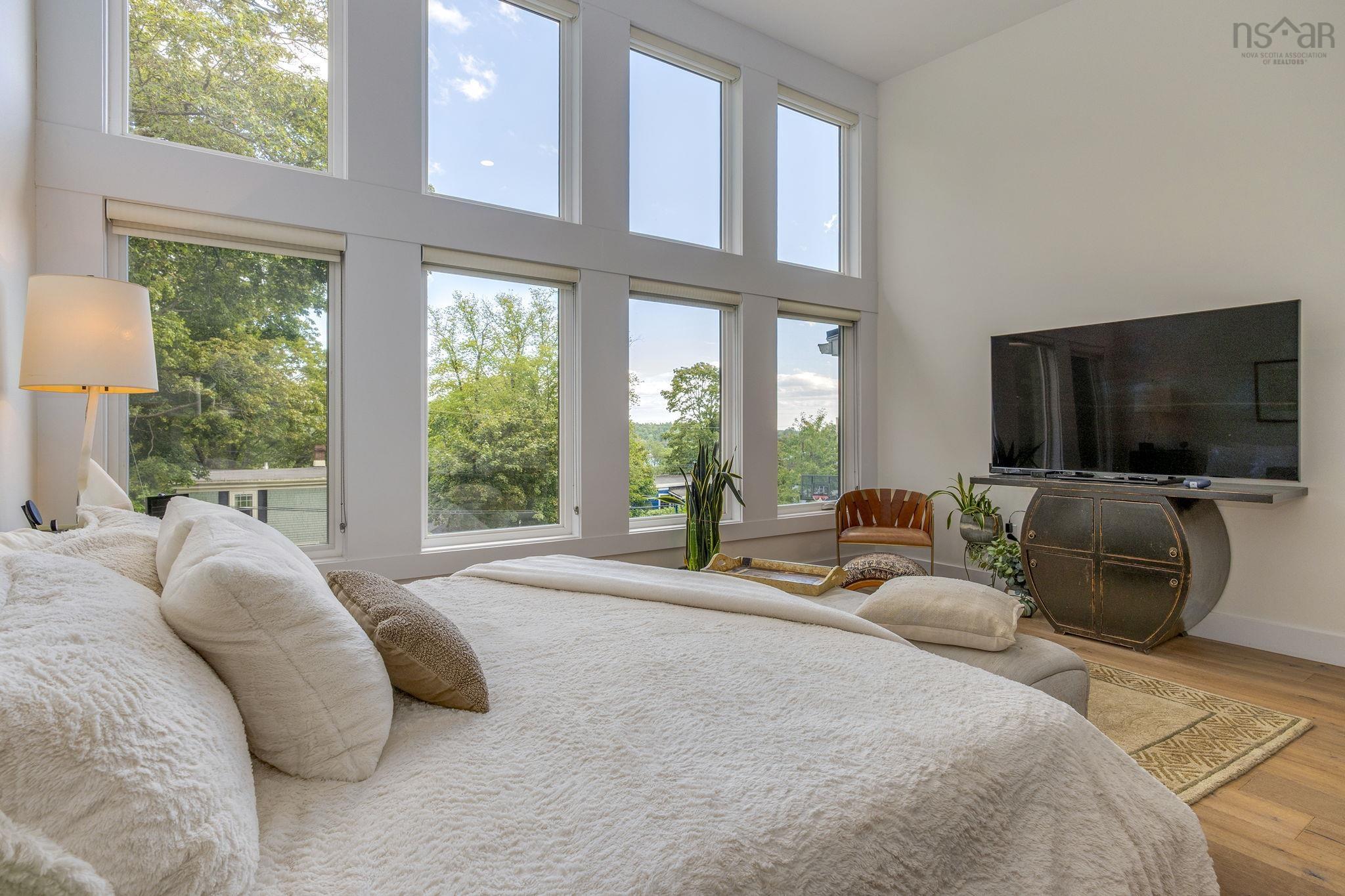 8 First Avenue, Bedford, NS (MLS 202622434)