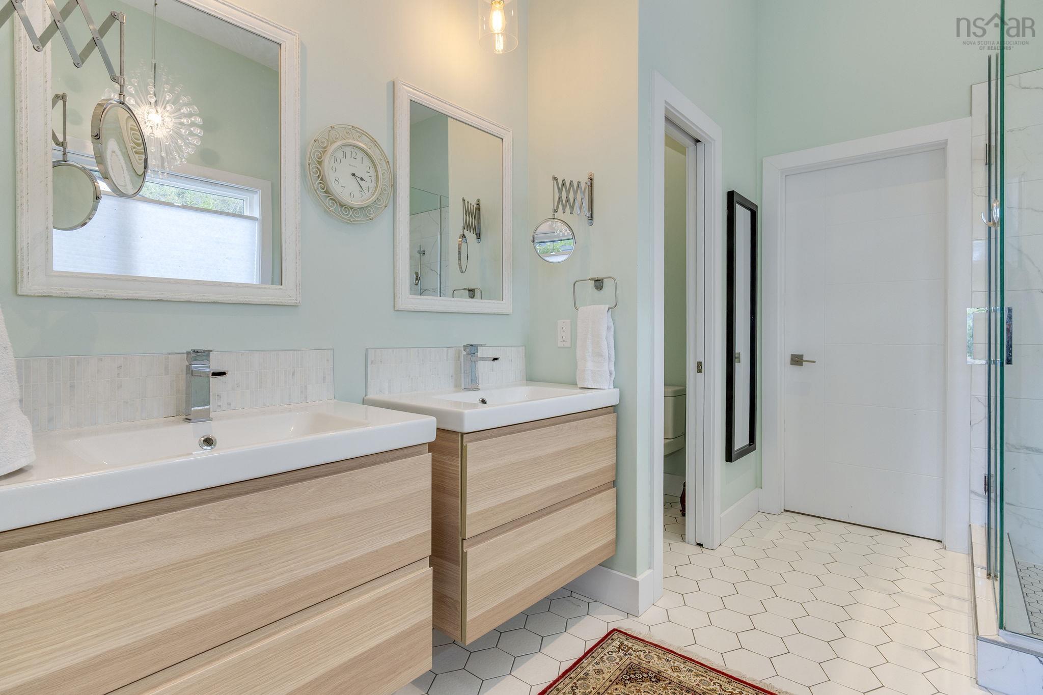 8 First Avenue, Bedford, NS (MLS 202622434)