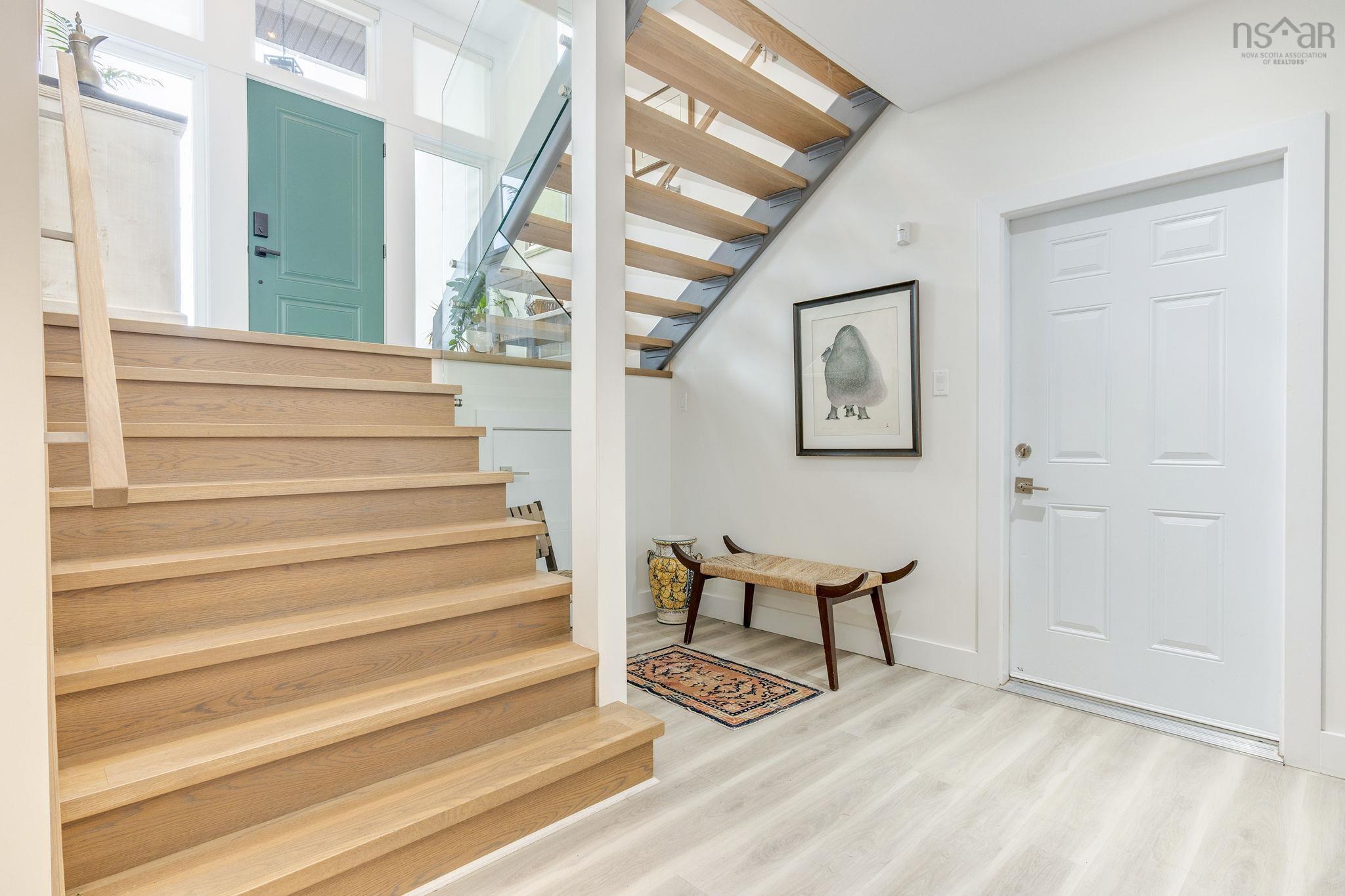 8 First Avenue, Bedford, NS (MLS 202622434)