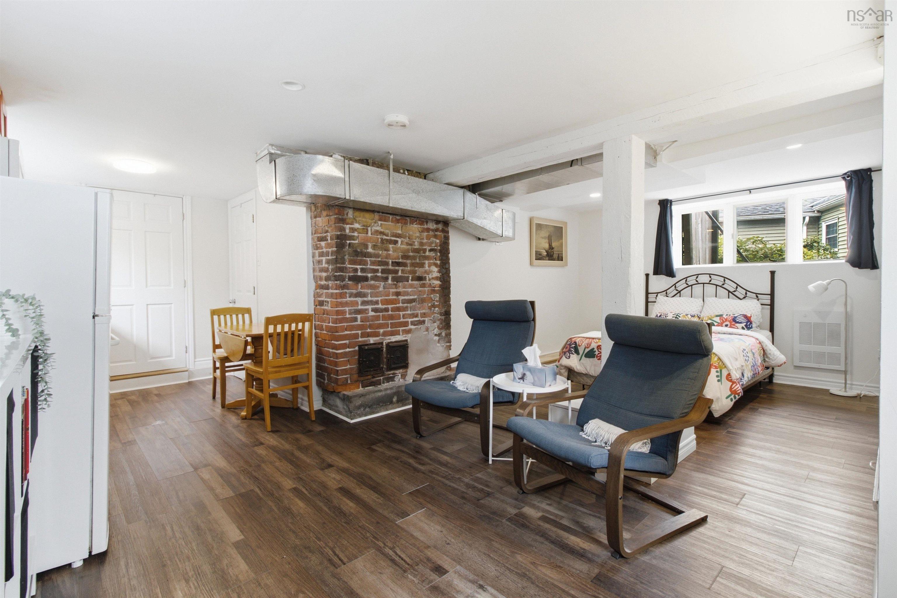 $639,000.00: 3622 Barrington Street, Halifax