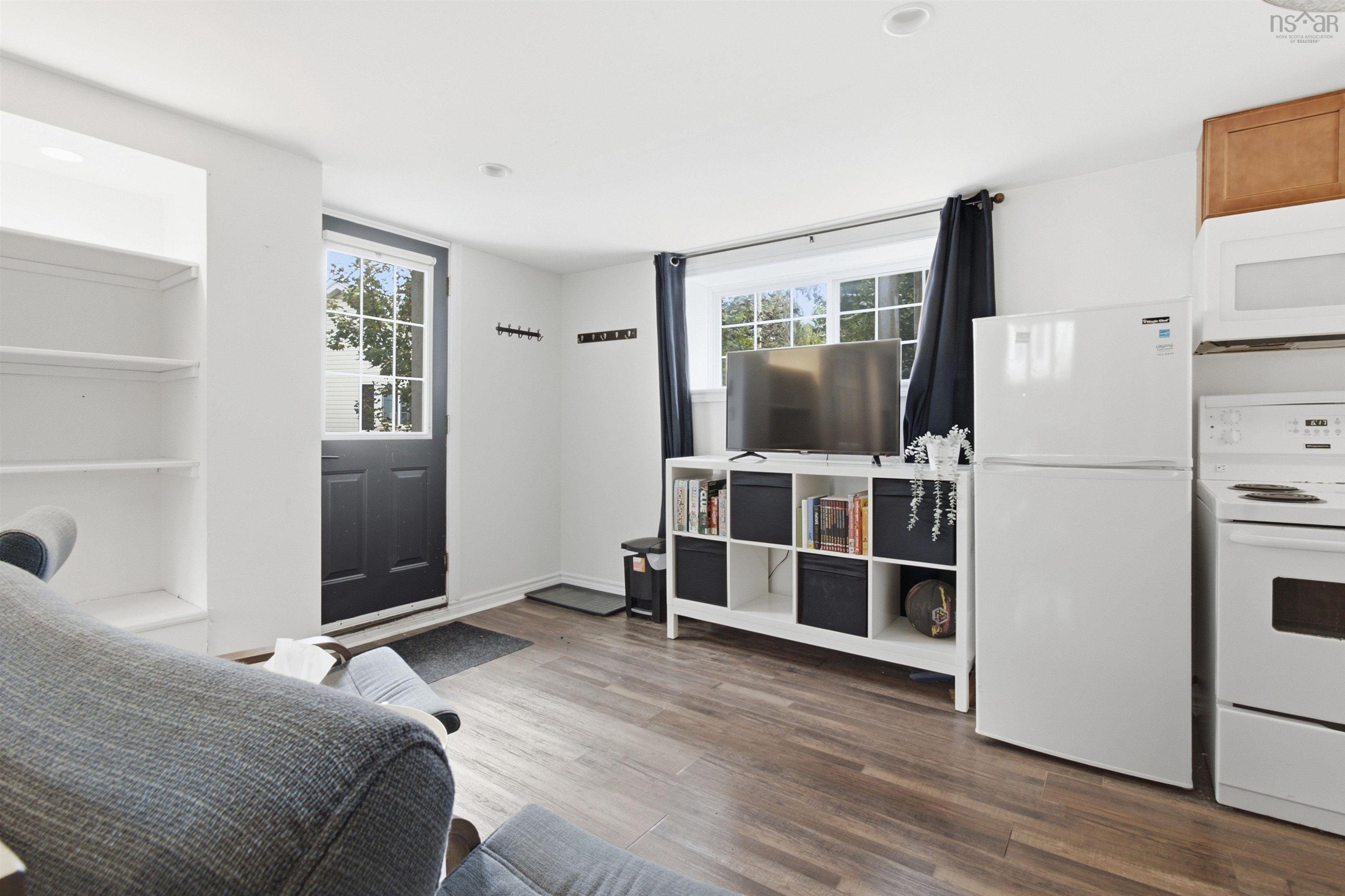 $639,000.00: 3622 Barrington Street, Halifax